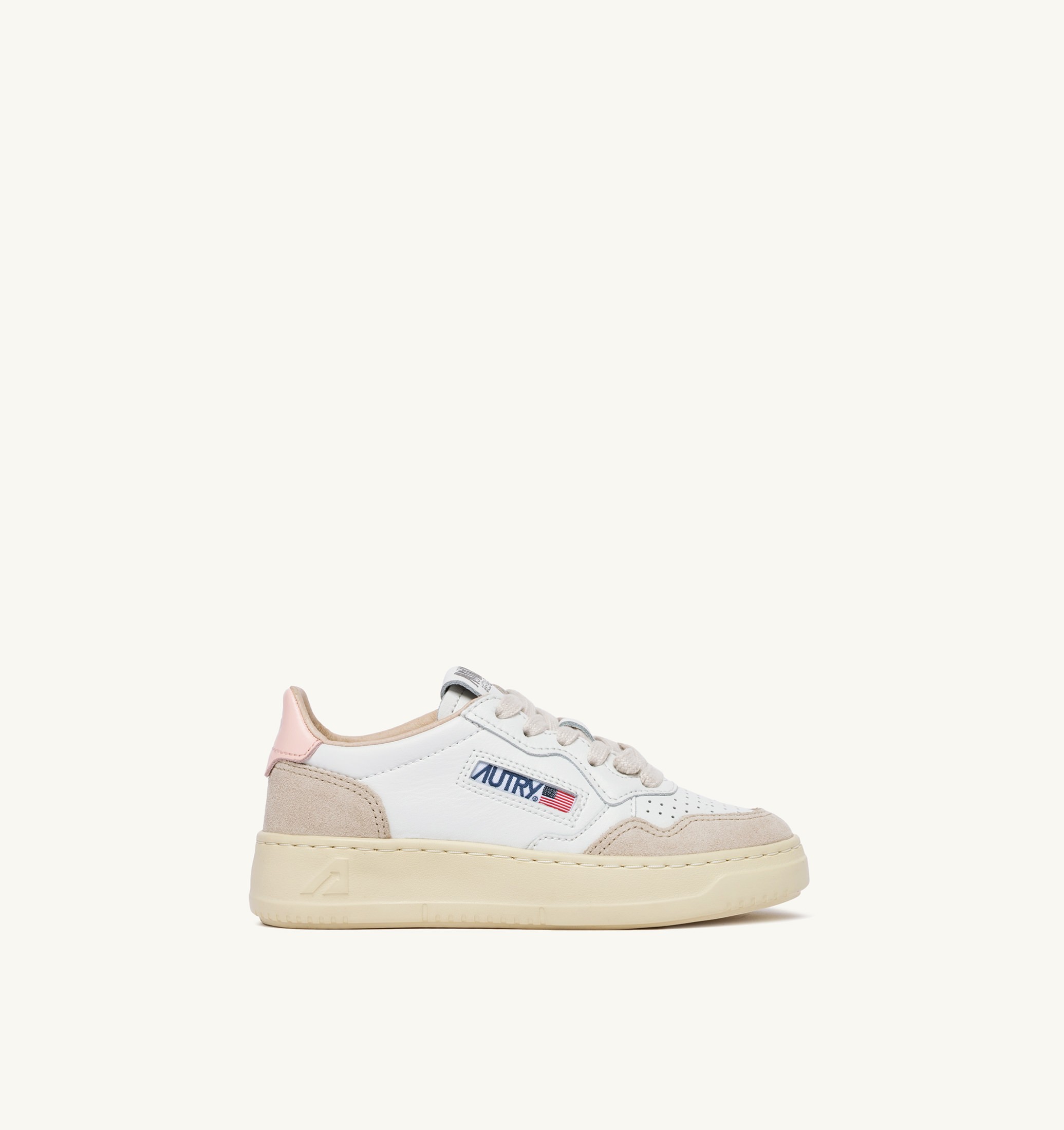 BASKETS MEDALIST KIDS LOW EN DAIM BLANC ET CREOLE PINK