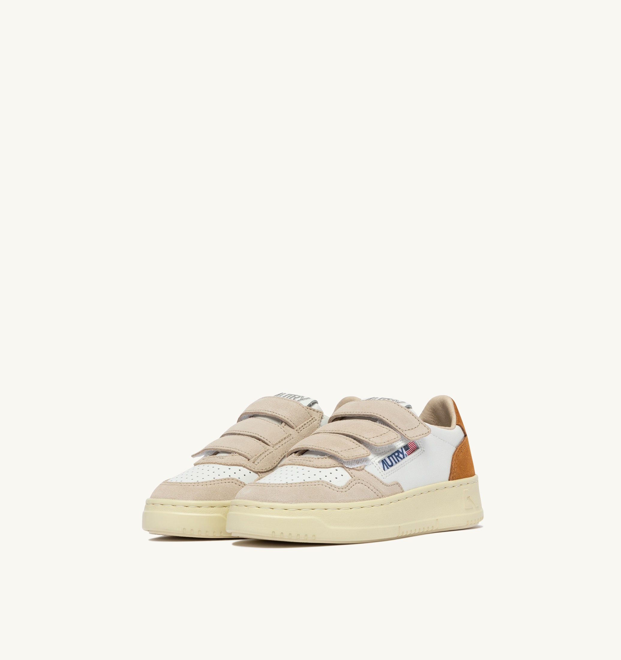BASKETS MEDALIST KIDSTRIPES EN CUIR BLANC ET DAIM BROWN MUSCAT ET SAND