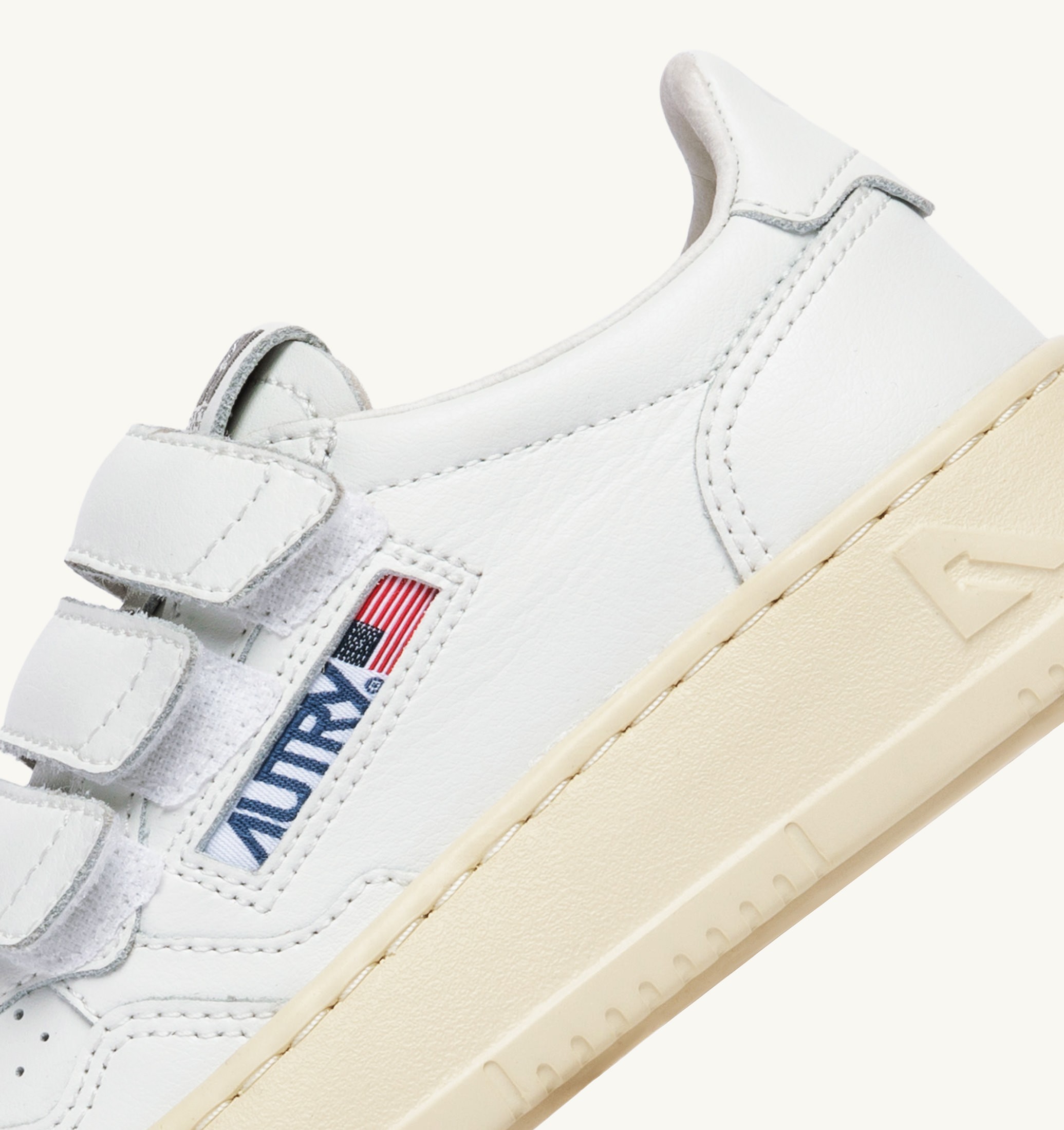 BASKETS MEDALIST KIDSTRIPES LOW EN CUIR BLANC