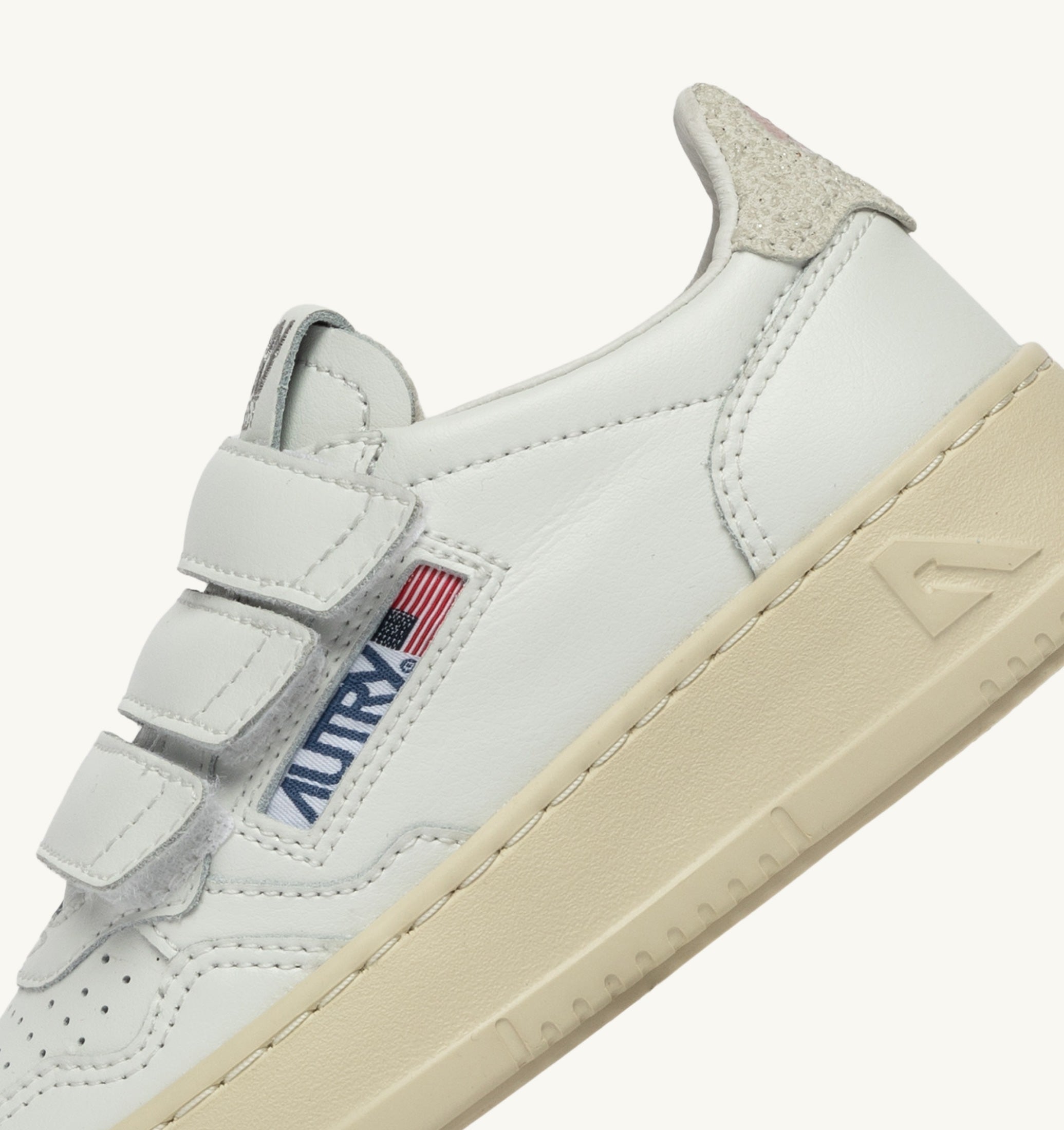 BASKETS MEDALIST KIDSTRIPES LOW EN CUIR BLANC ET PAILLETTES