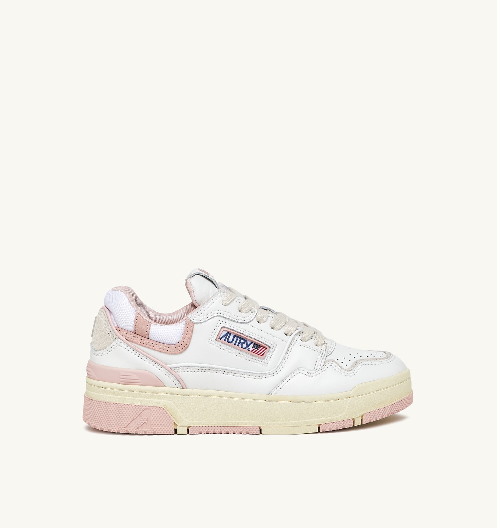 BASKETS CLC LOW EN CUIR BLANC ET DAIM POWDER PINK