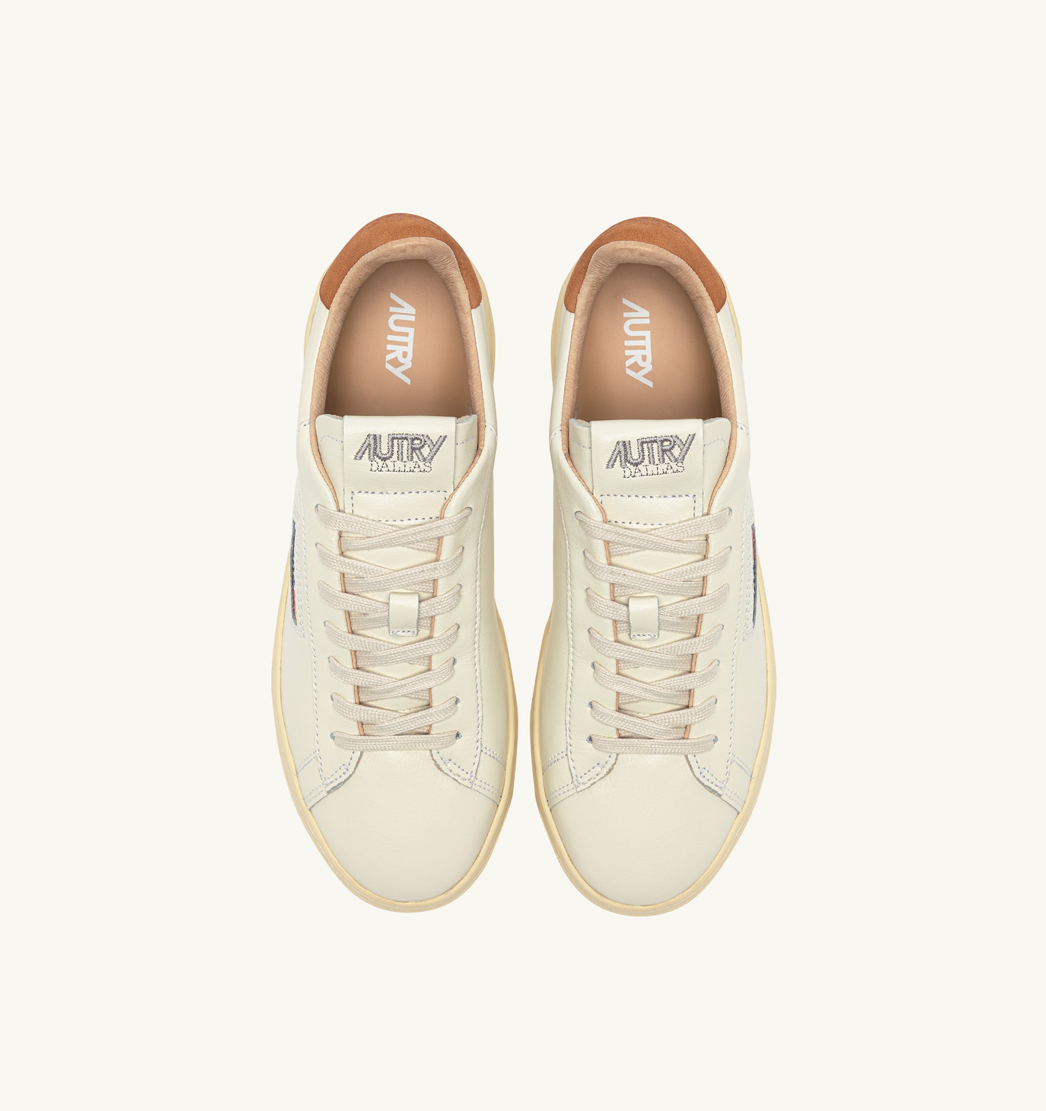 BASKETS DALLAS LOW EN CUIR MARSHMALLOW ET BROWN SUGAR