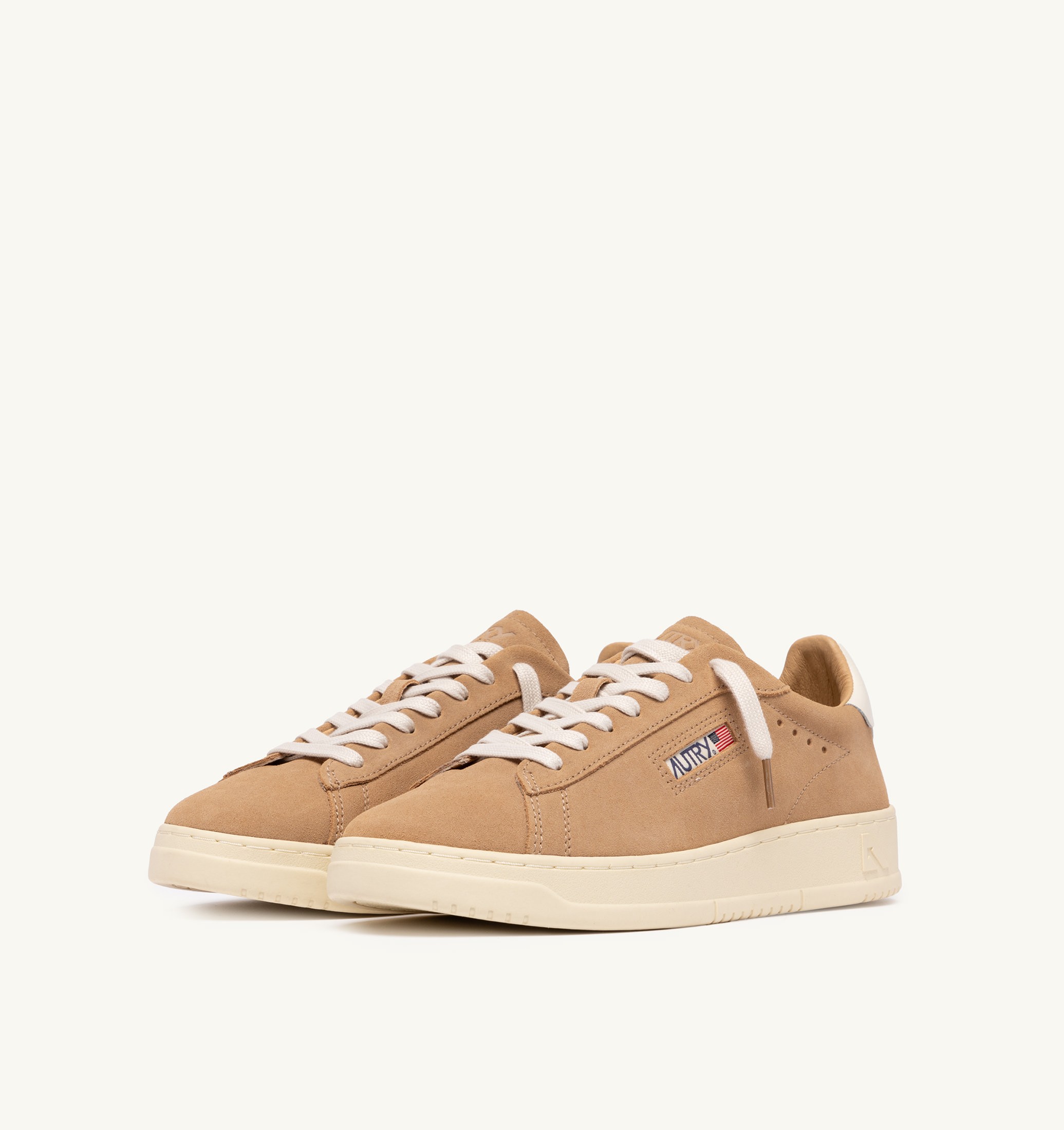 BASKETS DALLAS LOW EN DAIM PEANUT