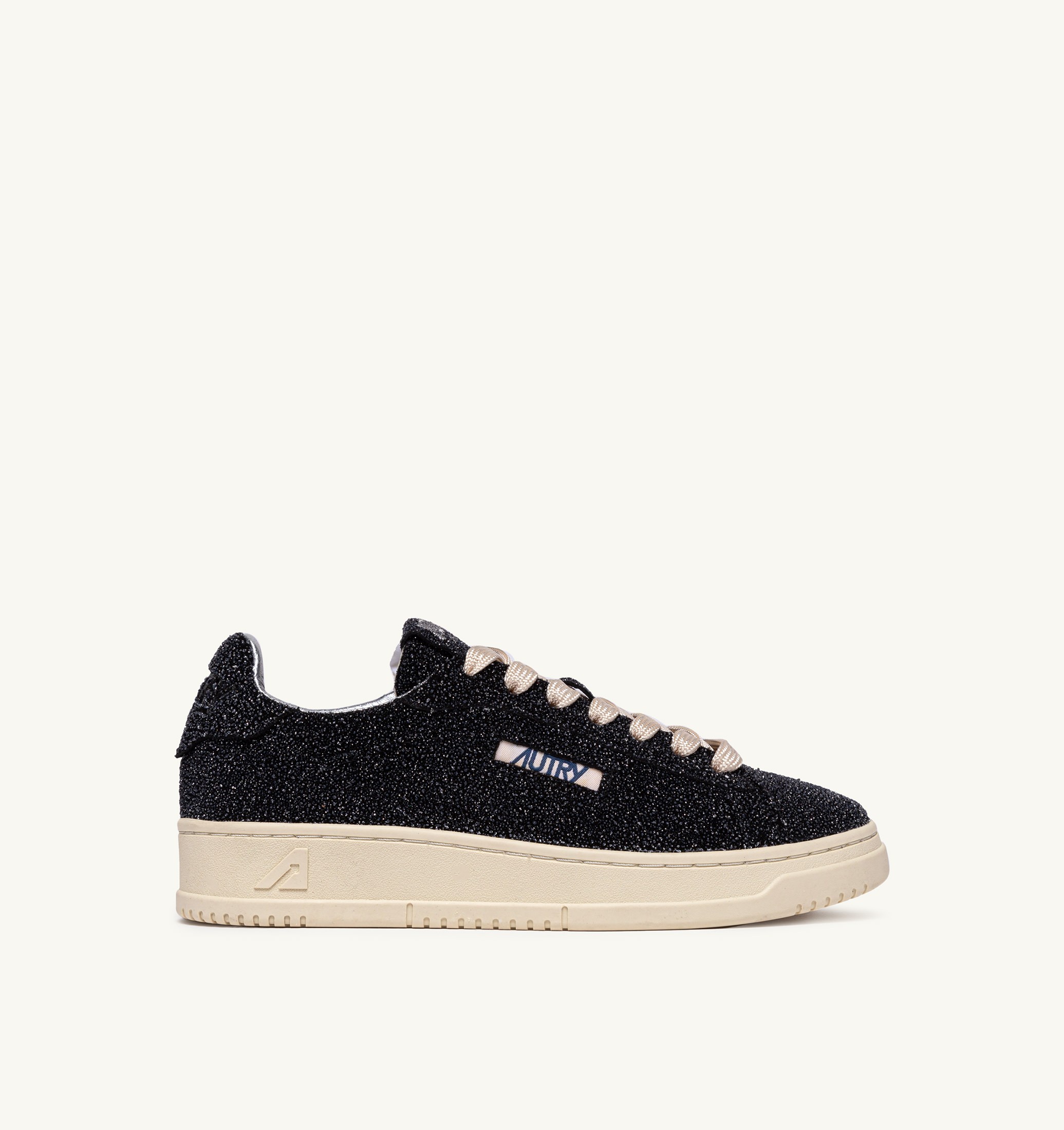 BASKETS DALLAS LOW EN DAIM STARS BLACK