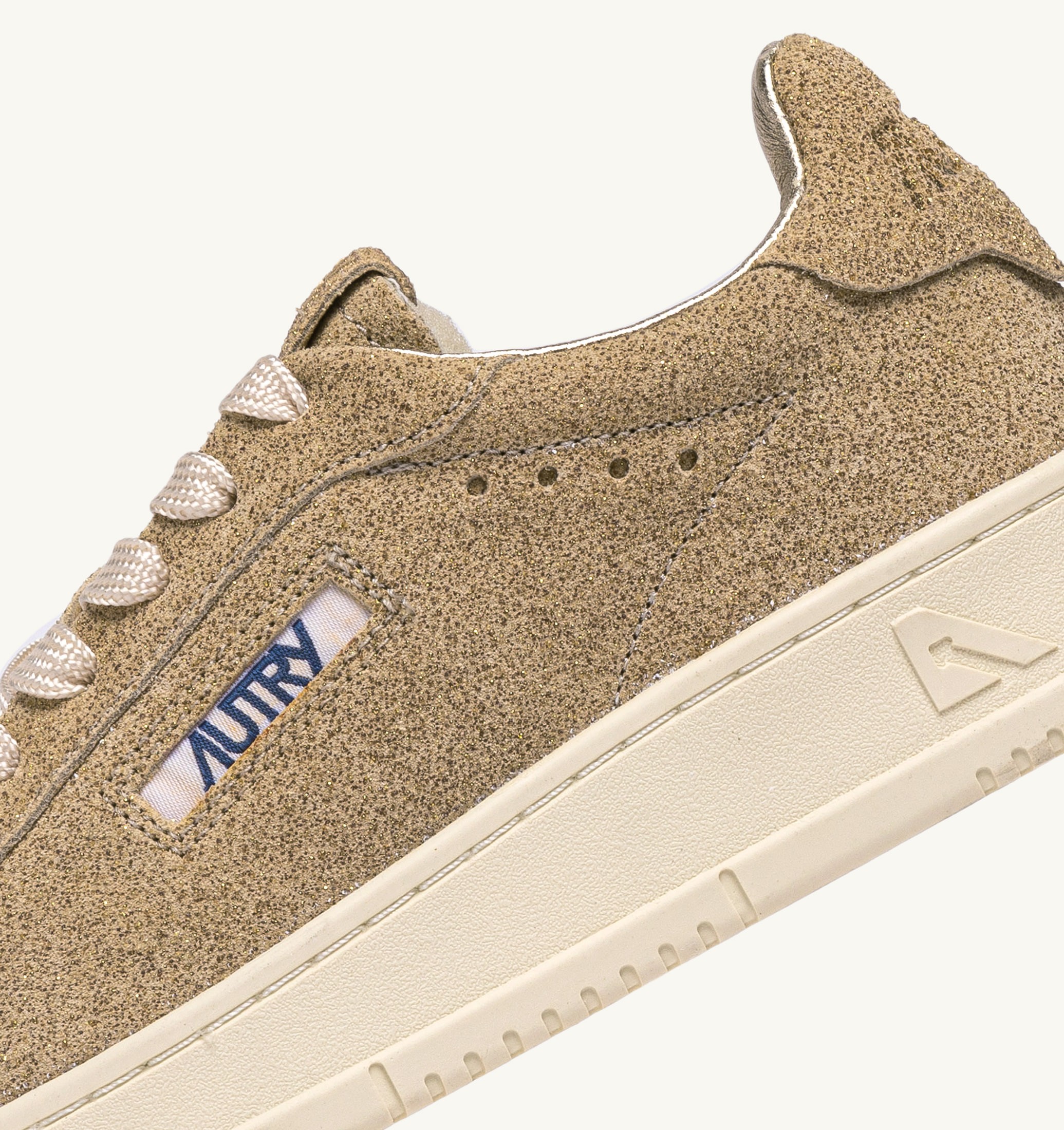 BASKETS DALLAS LOW EN DAIM STARS SAND