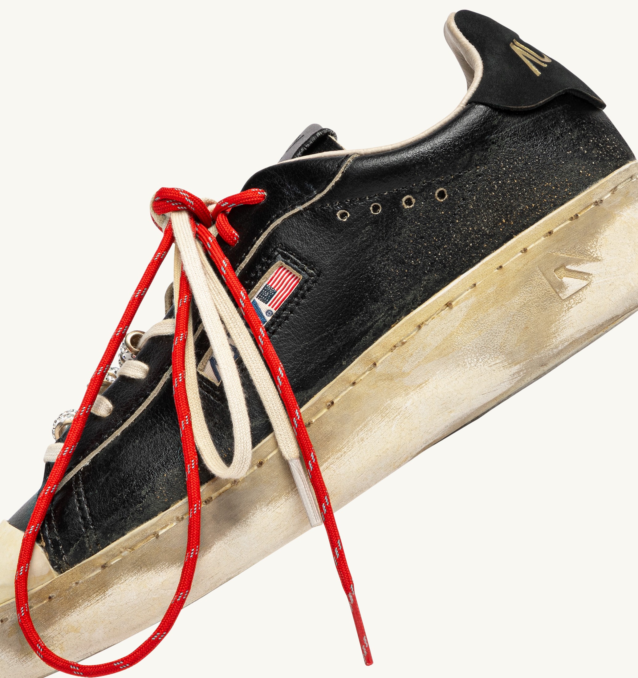 BASKETS DALLAS LOW SUPER VINTAGE EN CUIR NOIR