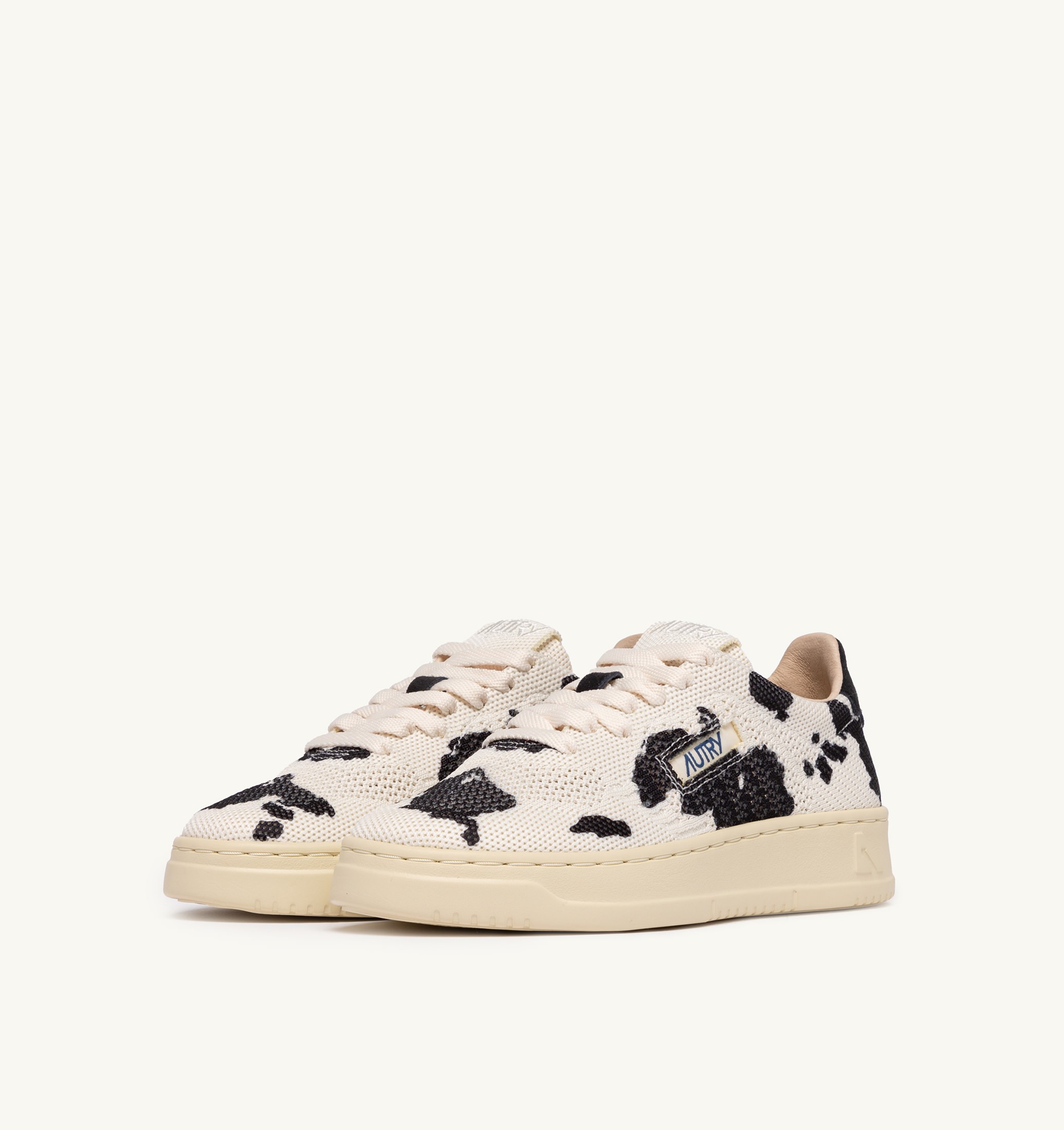 BASKETS MEDALIST EASEKNIT LOW EN MAILLE 'COW PRINT' IVOIRE ET NOIR