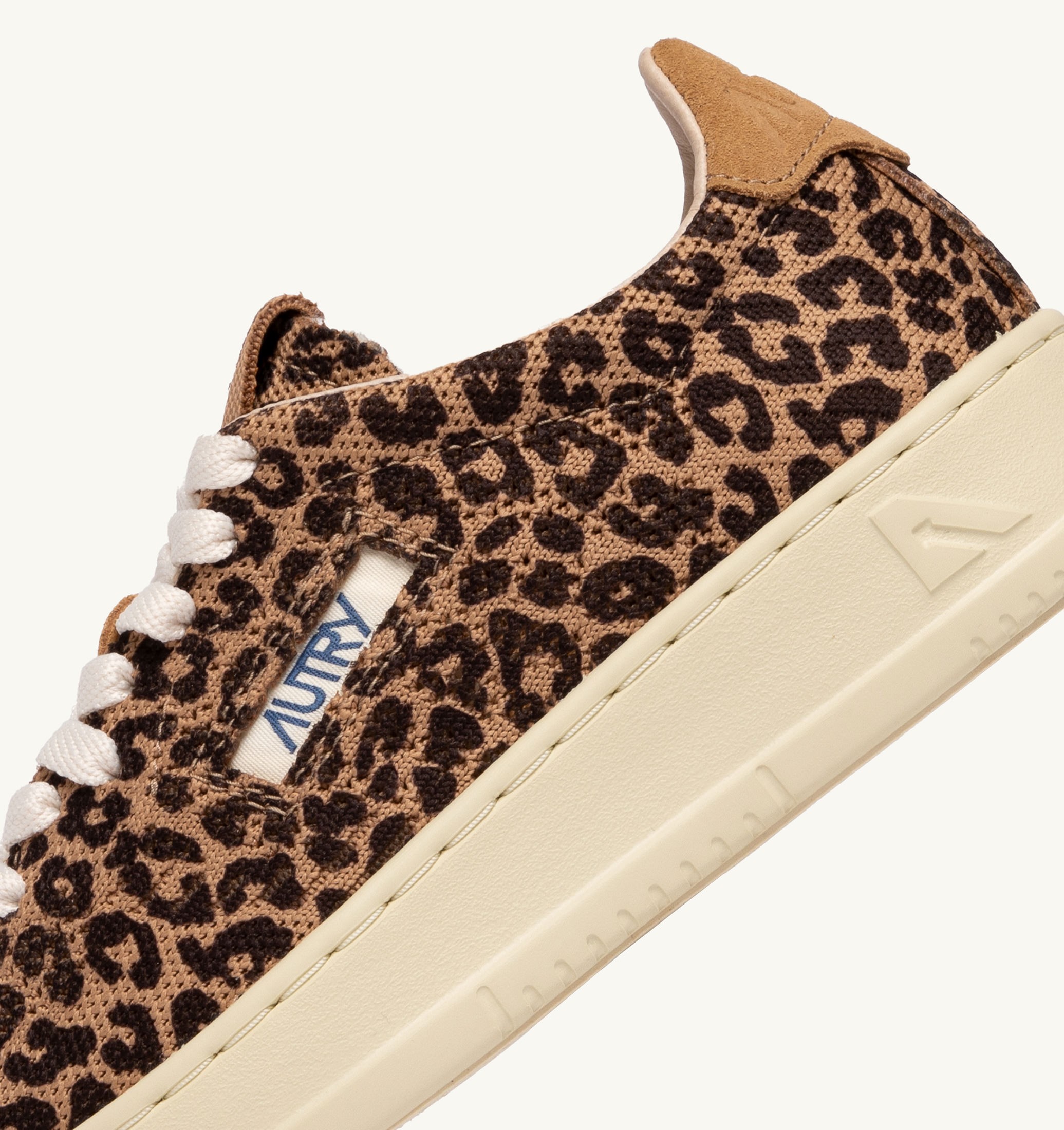 BASKETS MEDALIST EASEKNIT LOW EN MAILLE 'LEOPARD PRINT' MARRON ET BEIGE