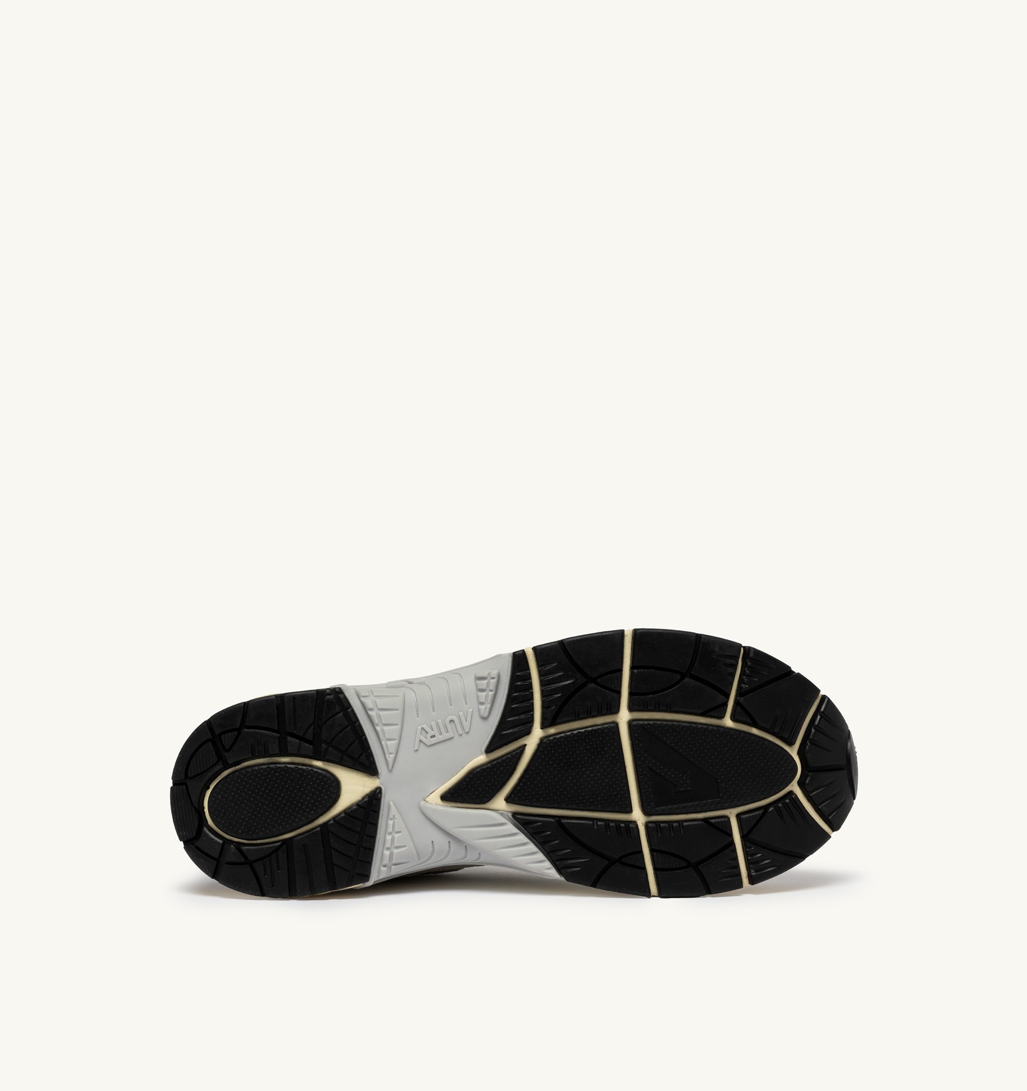 BASKETS HYPERWAY EN MESH ET CUIR BLANC ET GRIS