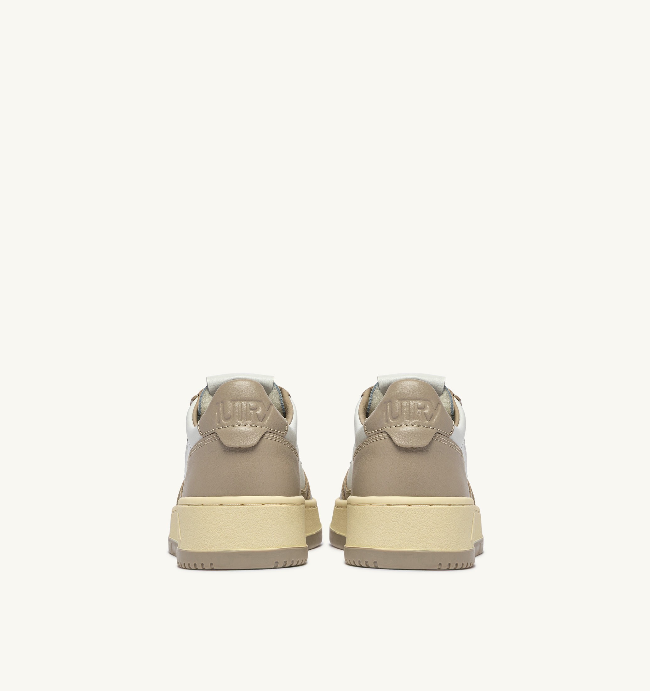 BASKETS MEDALIST LOW BICOLORE EN CUIR BLANC ET FEATHER GRAY