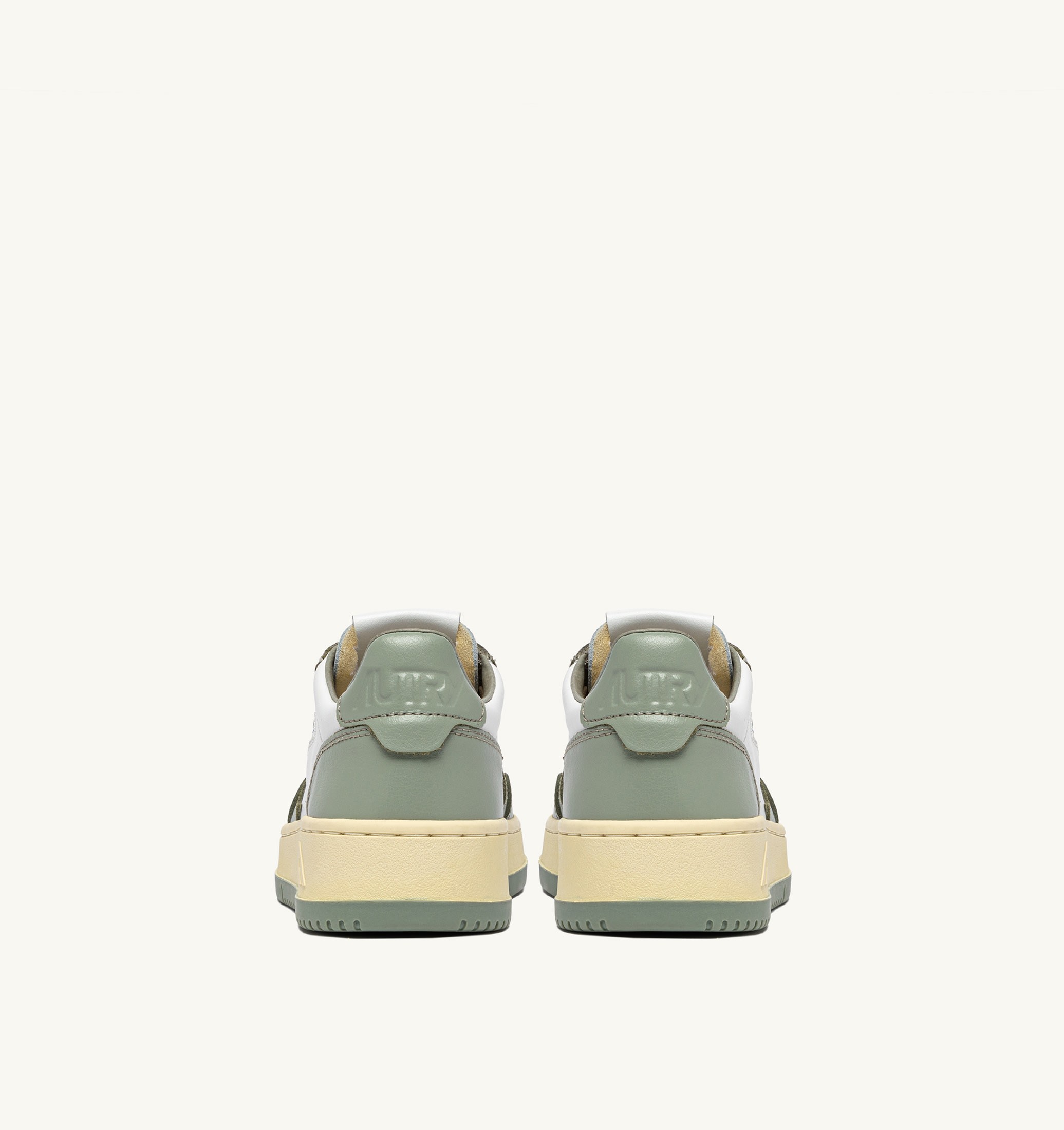 BASKETS MEDALIST LOW BICOLORE EN CUIR BLANC ET SEA GRASS
