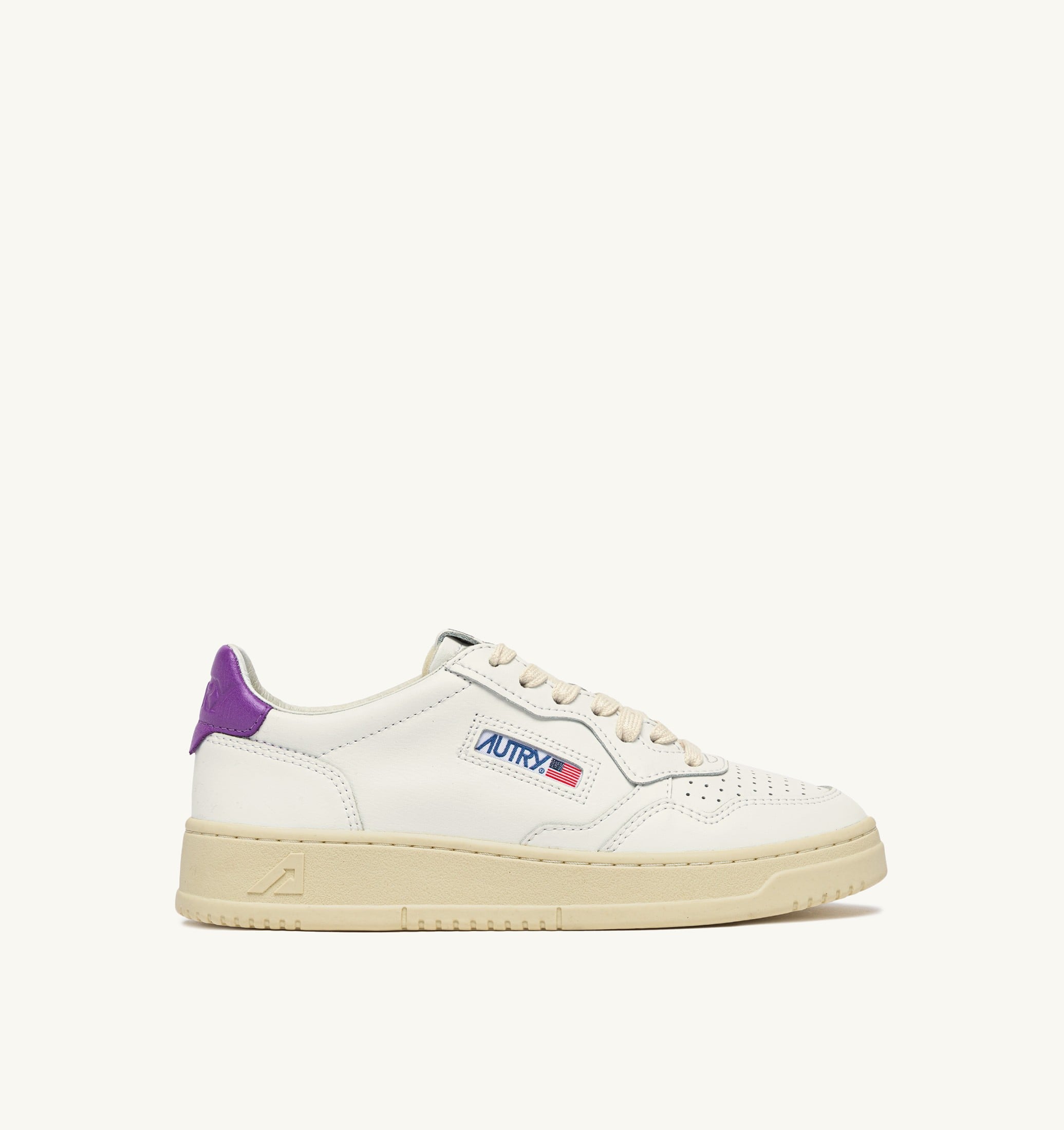 BASKETS MEDALIST LOW EN CUIR BLANC ET DEWBERRY