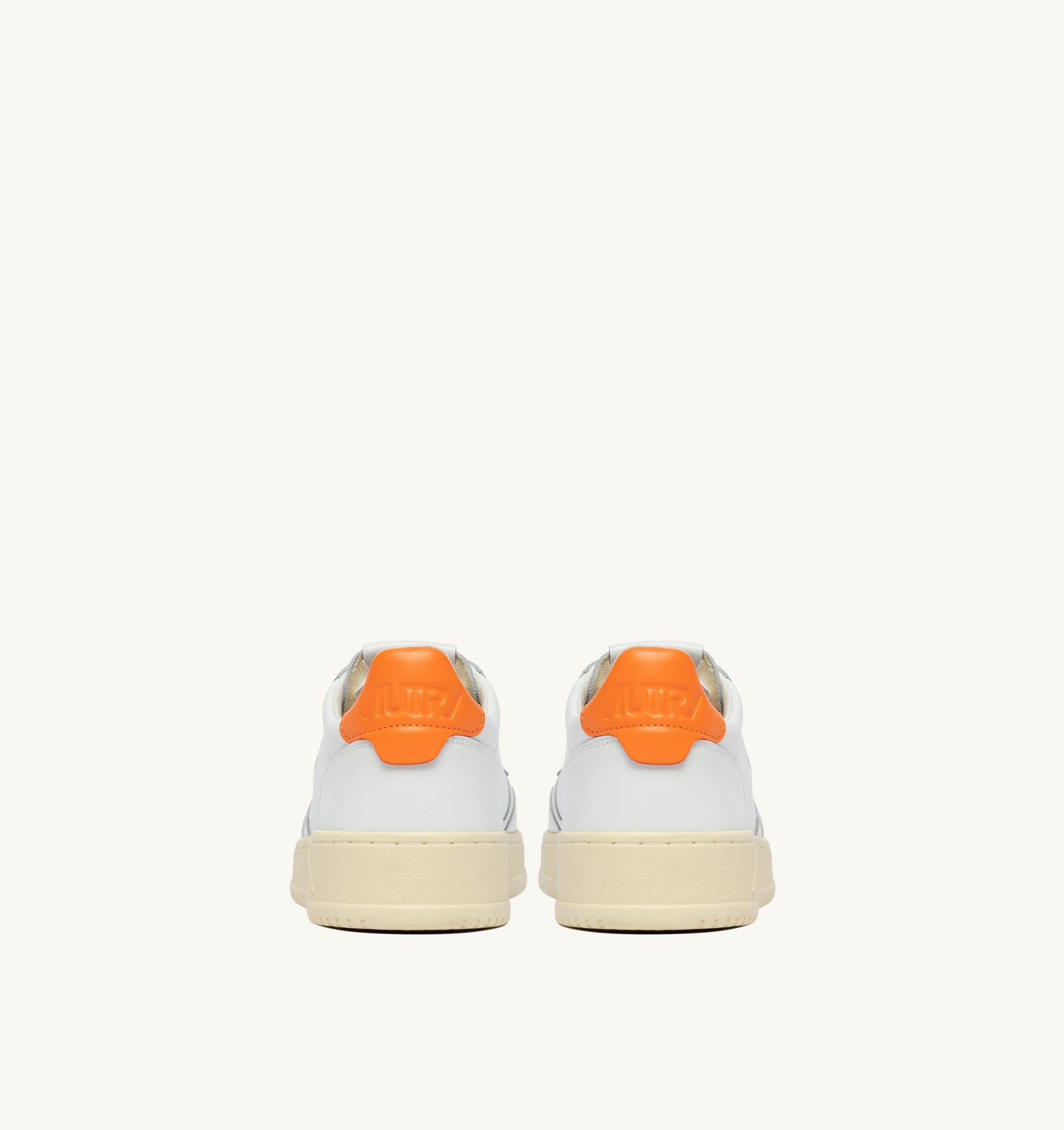 BASKETS MEDALIST LOW EN CUIR BLANC ET PARSIMMON ORANGE