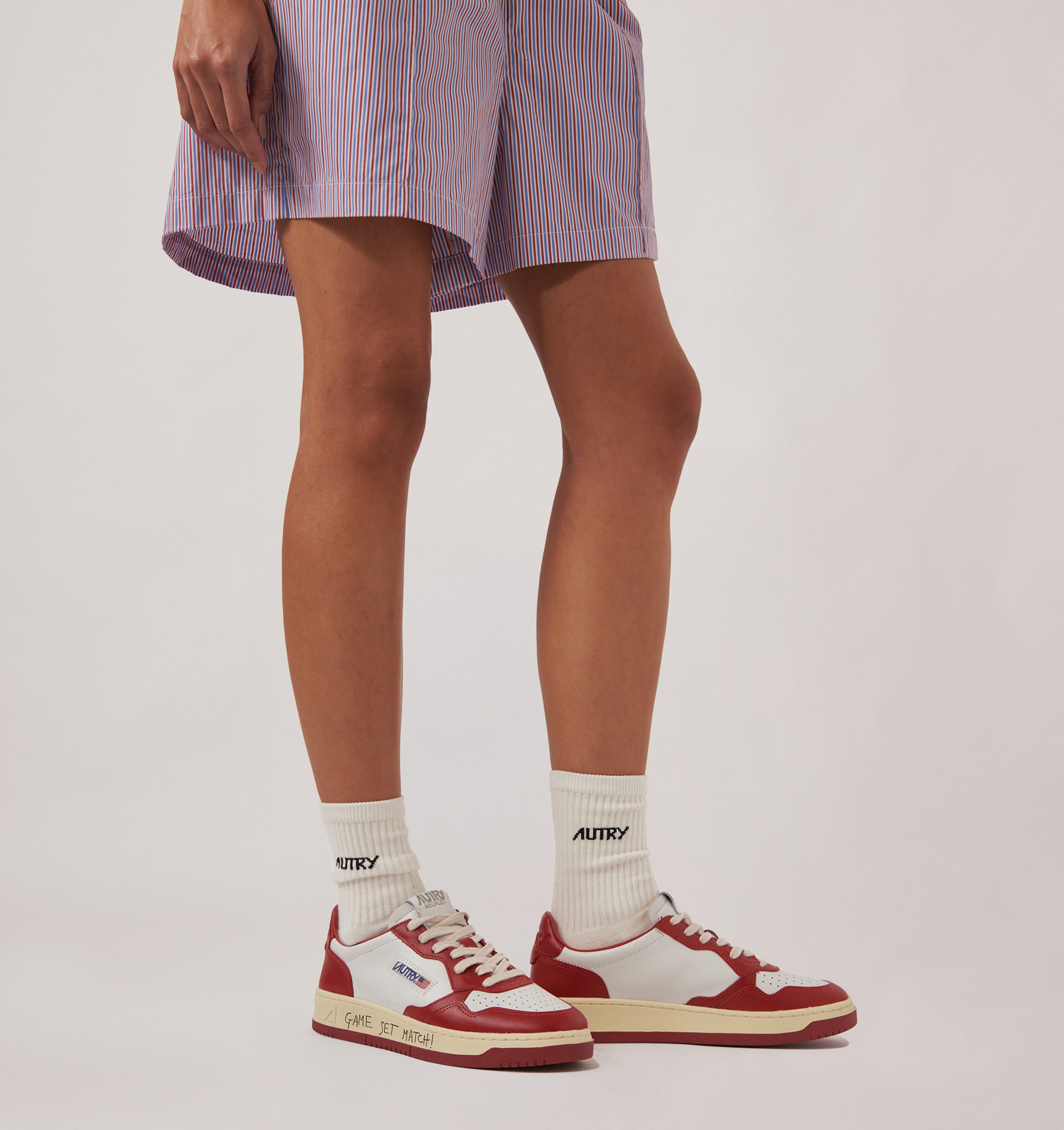 BASKETS MEDALIST LOW EN CUIR BLANC ET ROUGE AVEC LETTERING
