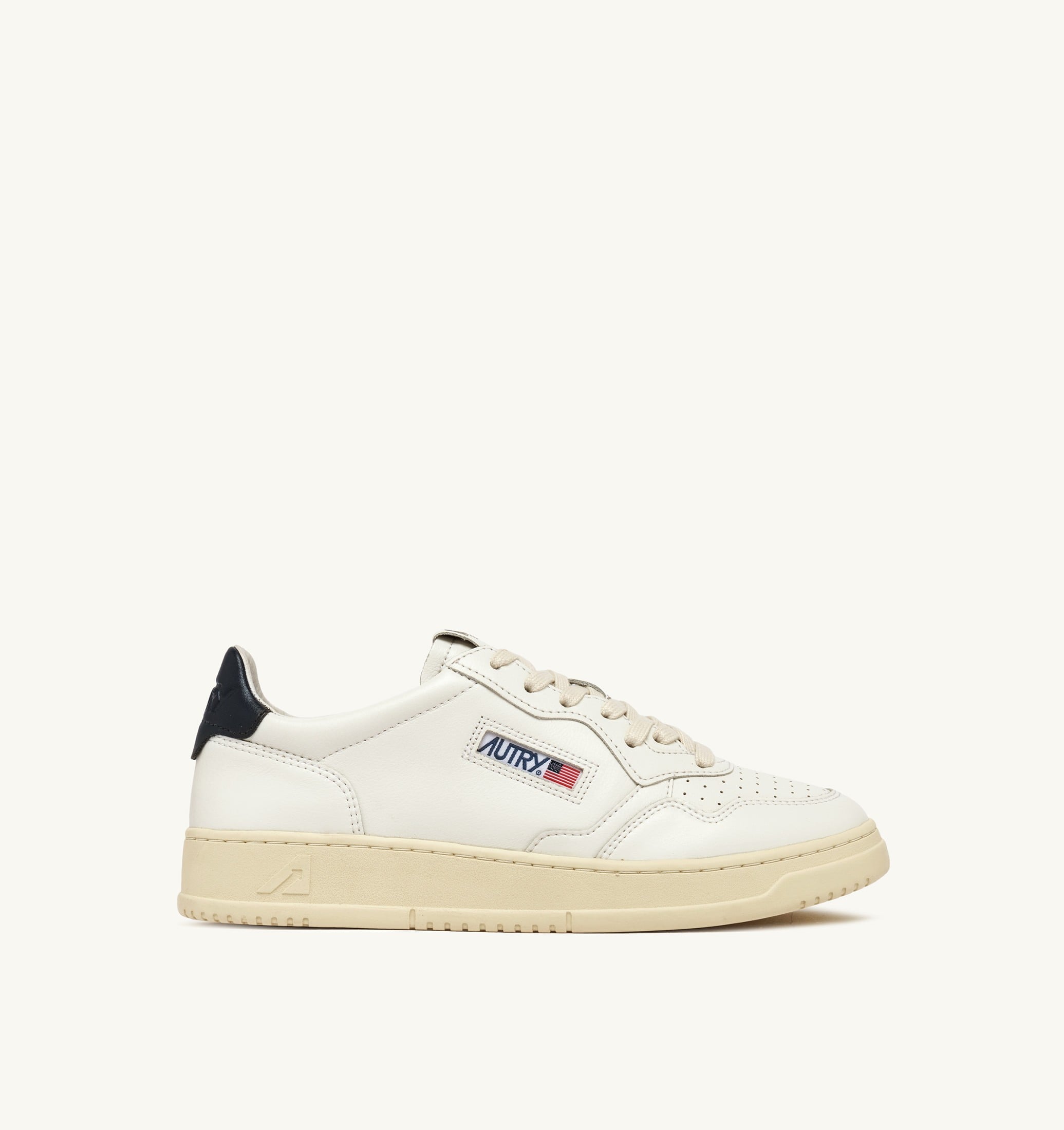 BASKETS MEDALIST LOW EN CUIR BLANC ET SPACE