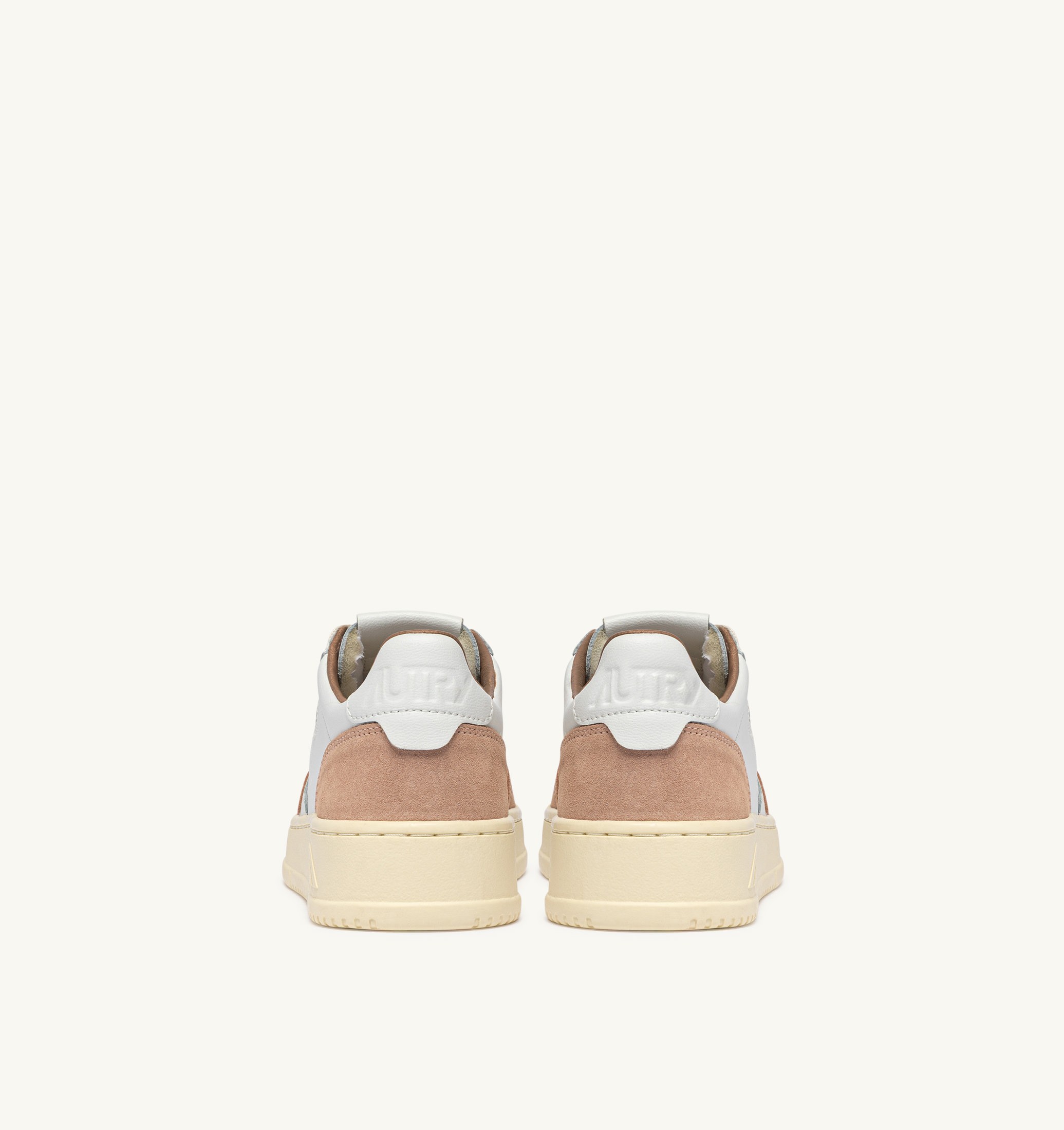 BASKETS MEDALIST LOW EN CUIR BLANC ET DAIM PHARD