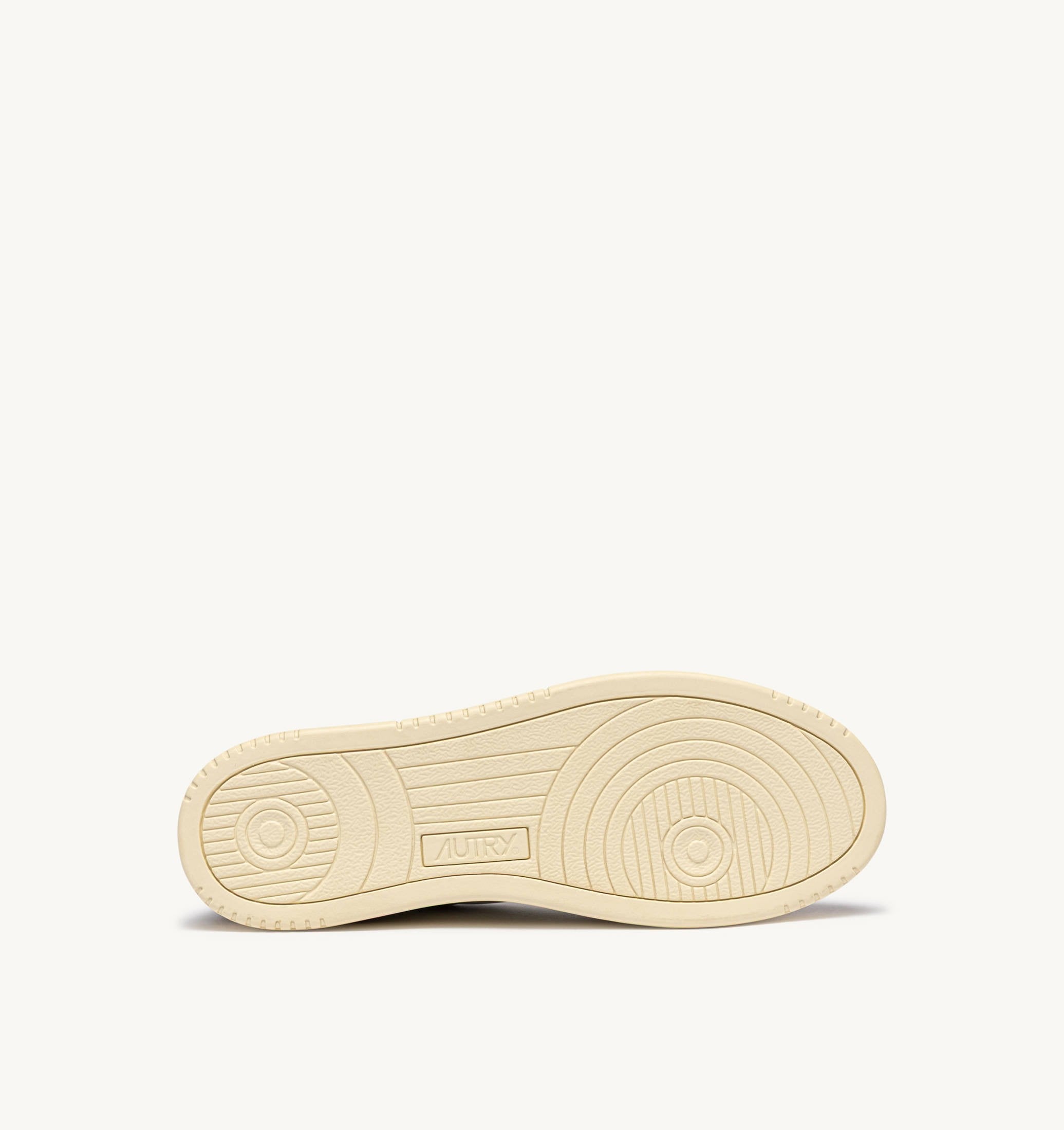 BASKETS MEDALIST LOW EN CUIR BLANC ET DAIM TABAC