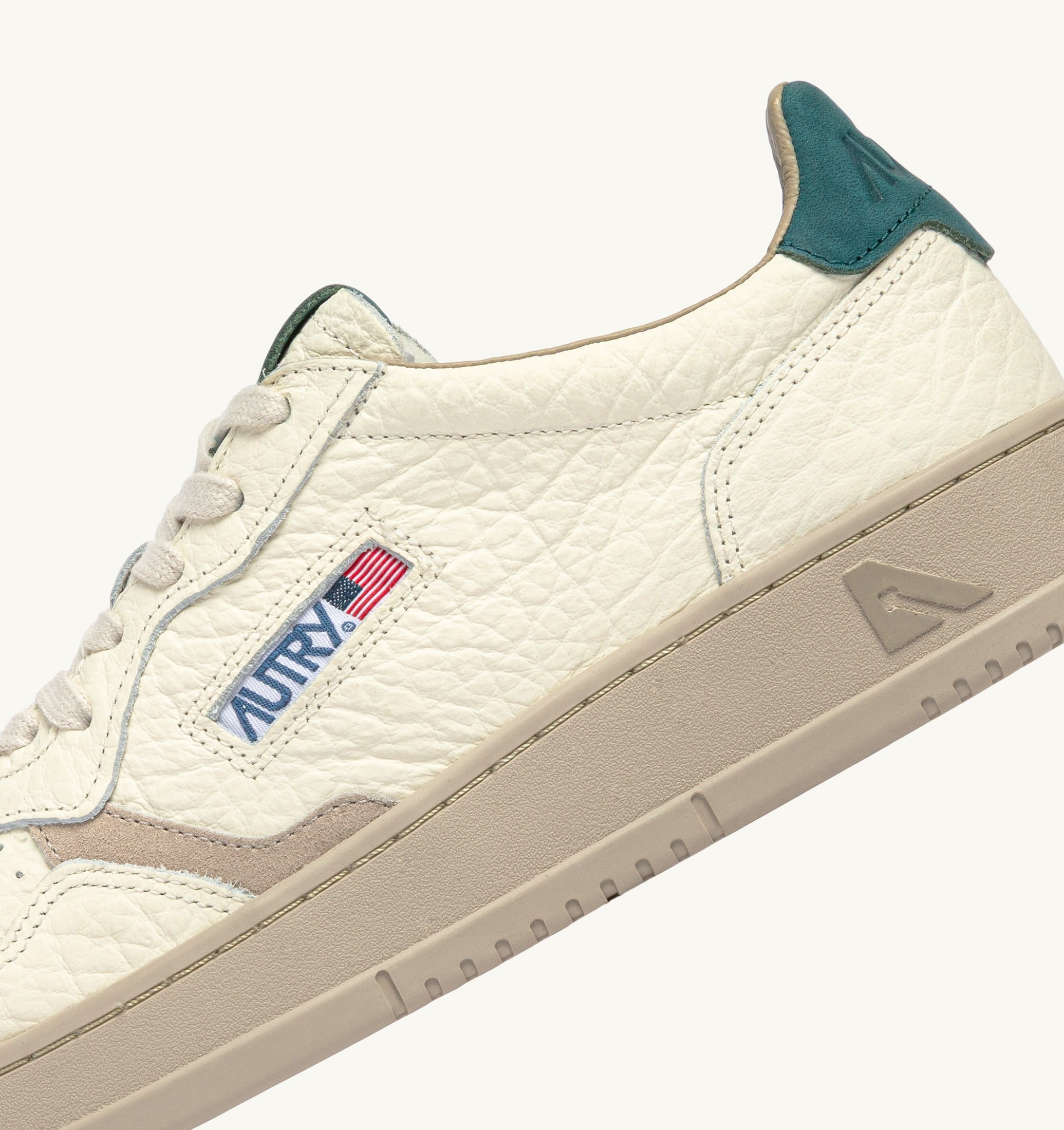 BASKETS MEDALIST LOW EN CUIR FEATHER GRAY ET DARK SEA