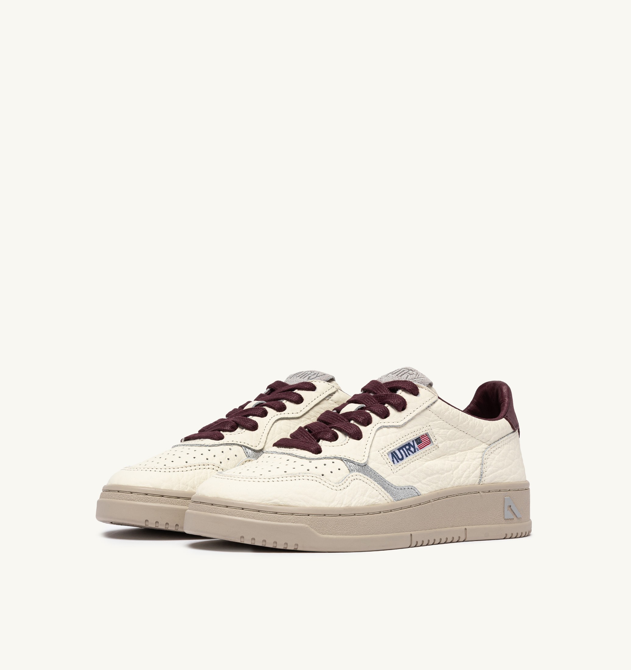 BASKETS MEDALIST LOW EN CUIR FIG ET ARGENT