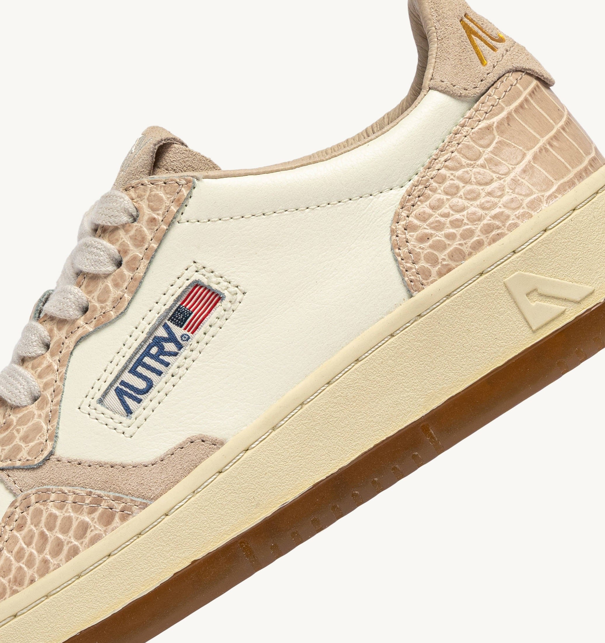 BASKETS MEDALIST LOW EN CUIR MARSHMALLOW ET IVOIRE