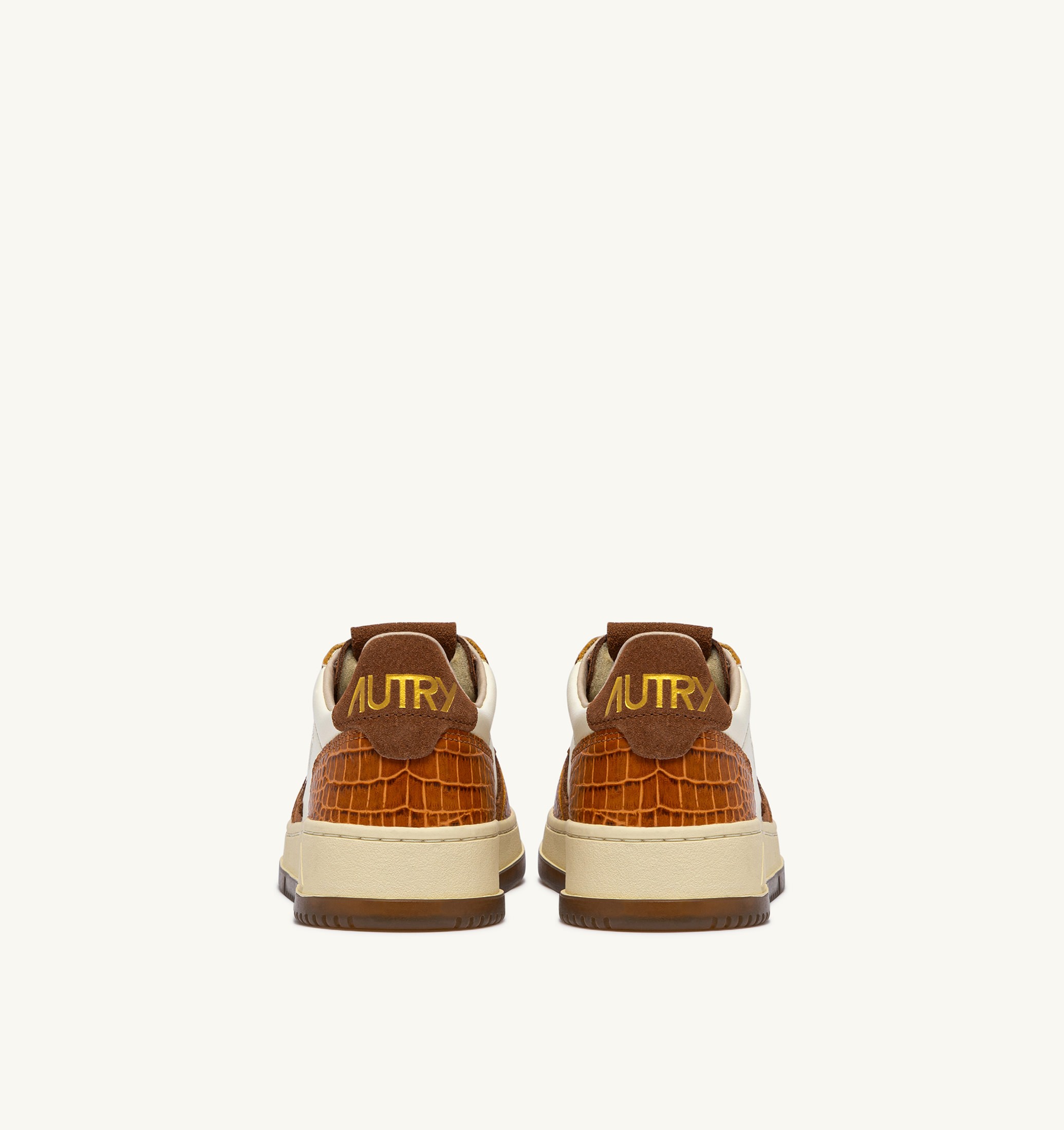 BASKETS MEDALIST LOW EN CUIR MARSHMALLOW ET KENYA