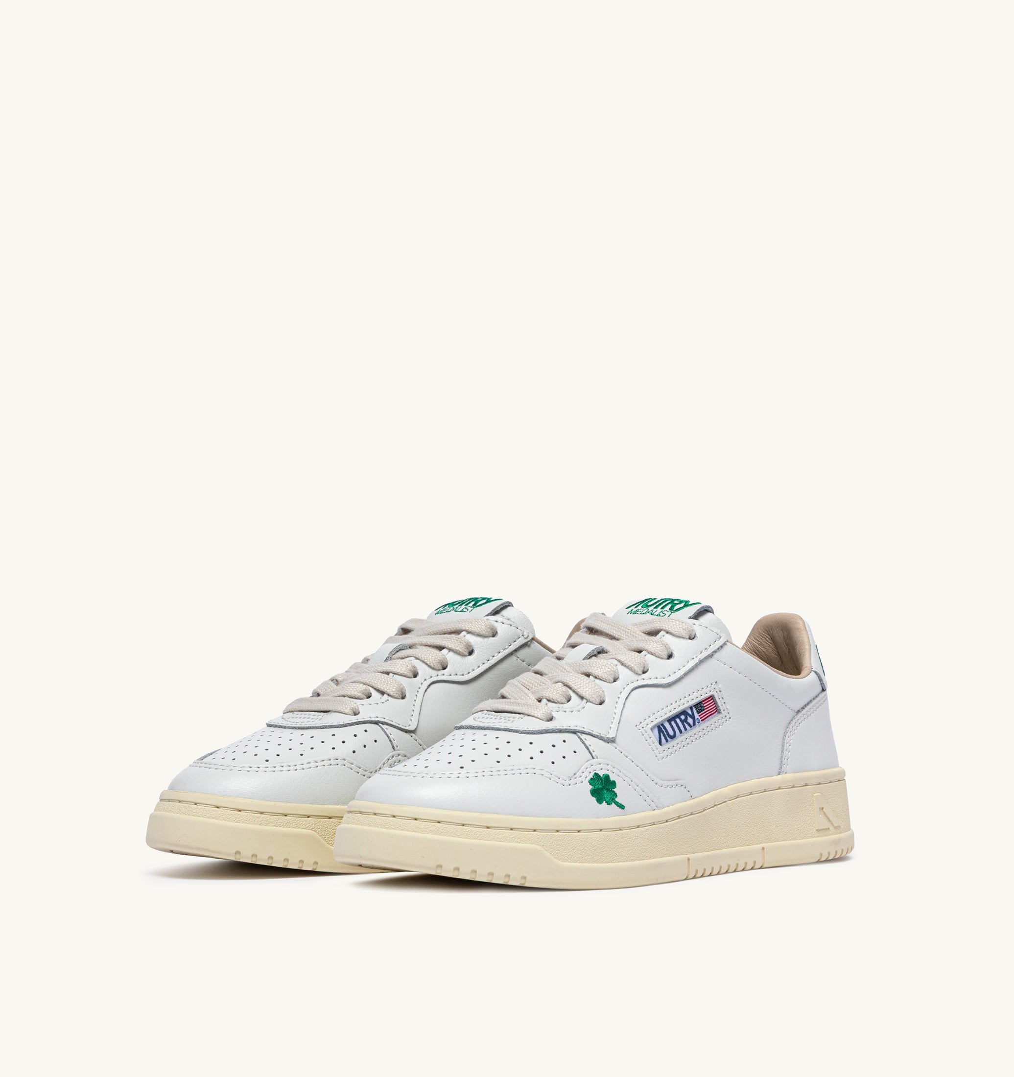 BASKETS MEDALIST LOW 'TRÈFLE' EN CUIR BLANC ET AMAZON