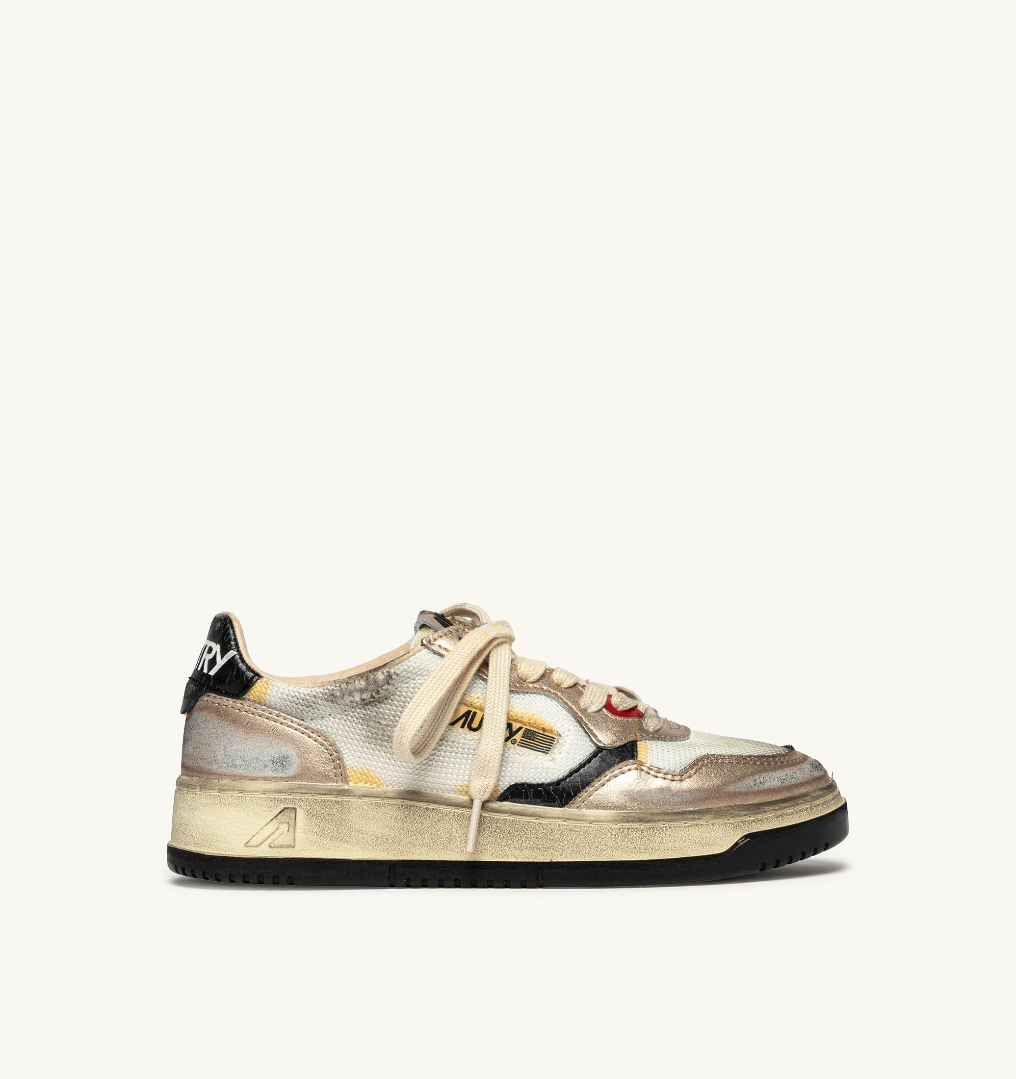 BASKETS MEDALIST LOW SUPER VINTAGE EN MESH BLANC, DAIM OR ET CUIR NOIR