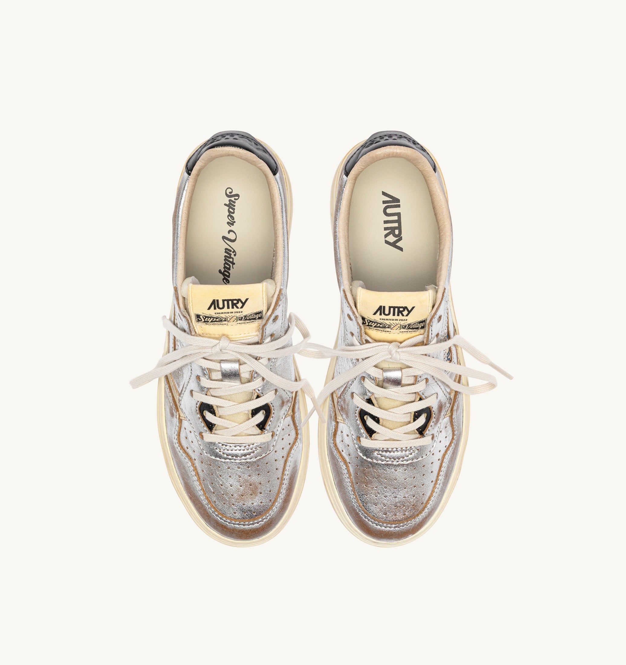 BASKETS MEDALIST LOW SUPER VINTAGE EN CUIR ARGENT PLATINE ET NOIR