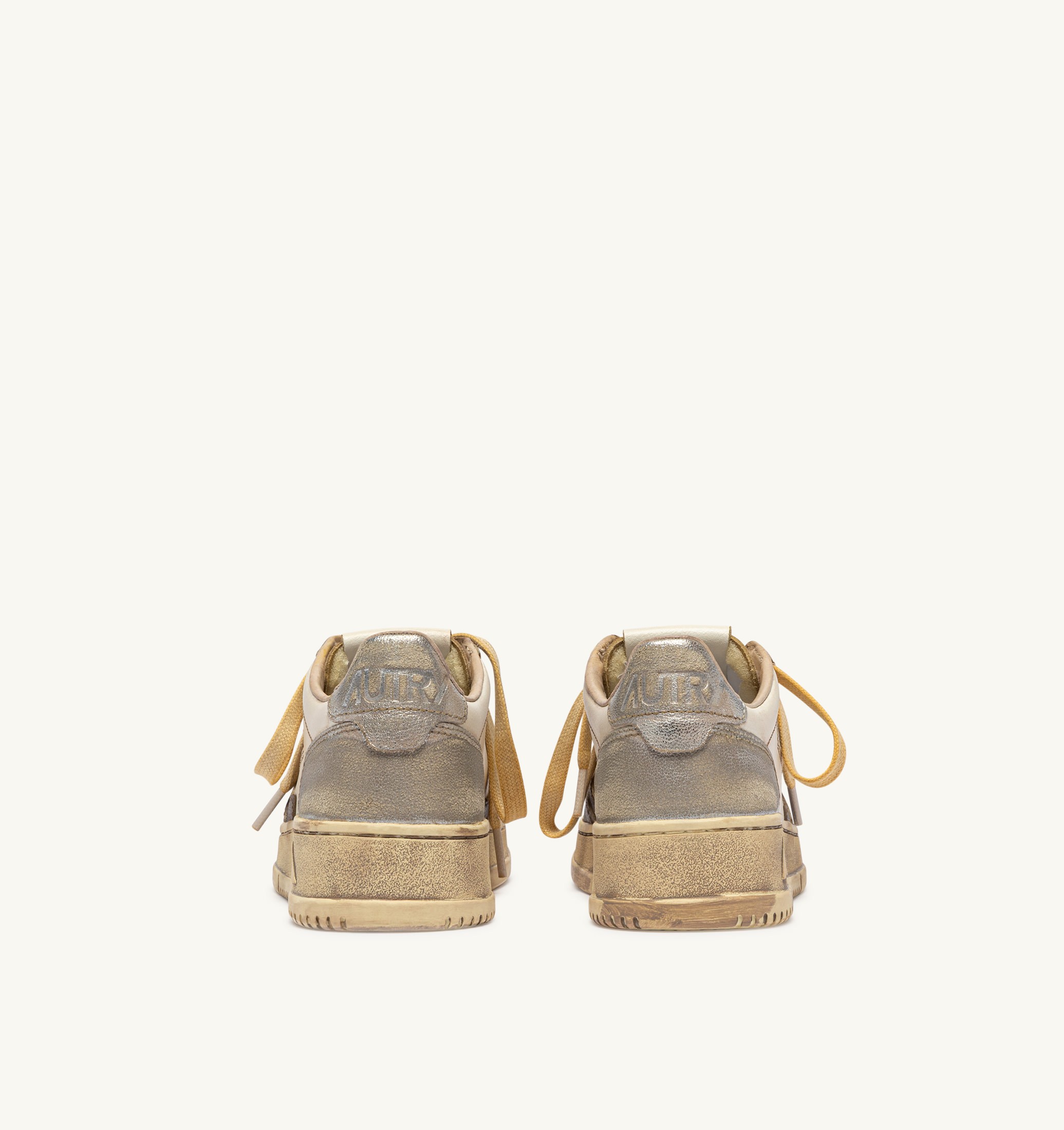 BASKETS MEDALIST LOW SUPER VINTAGE EN CUIR CHOCOLATE ET ARGENT