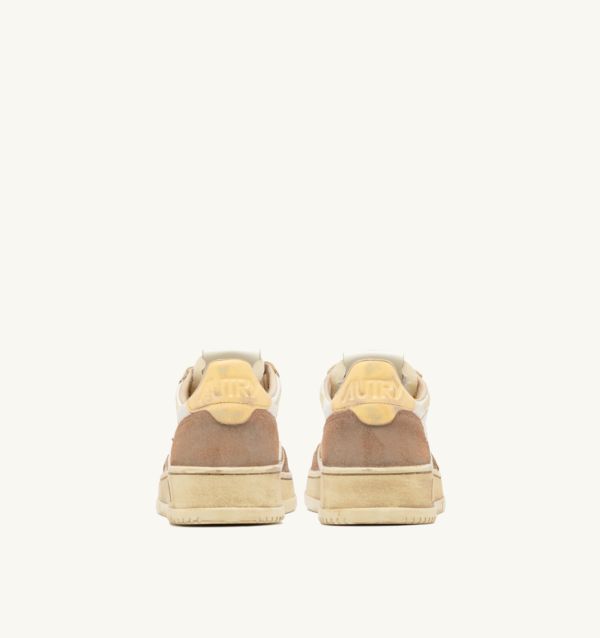 BASKETS MEDALIST LOW SUPER VINTAGE EN CUIR ET DAIM BLANC ET PHARD