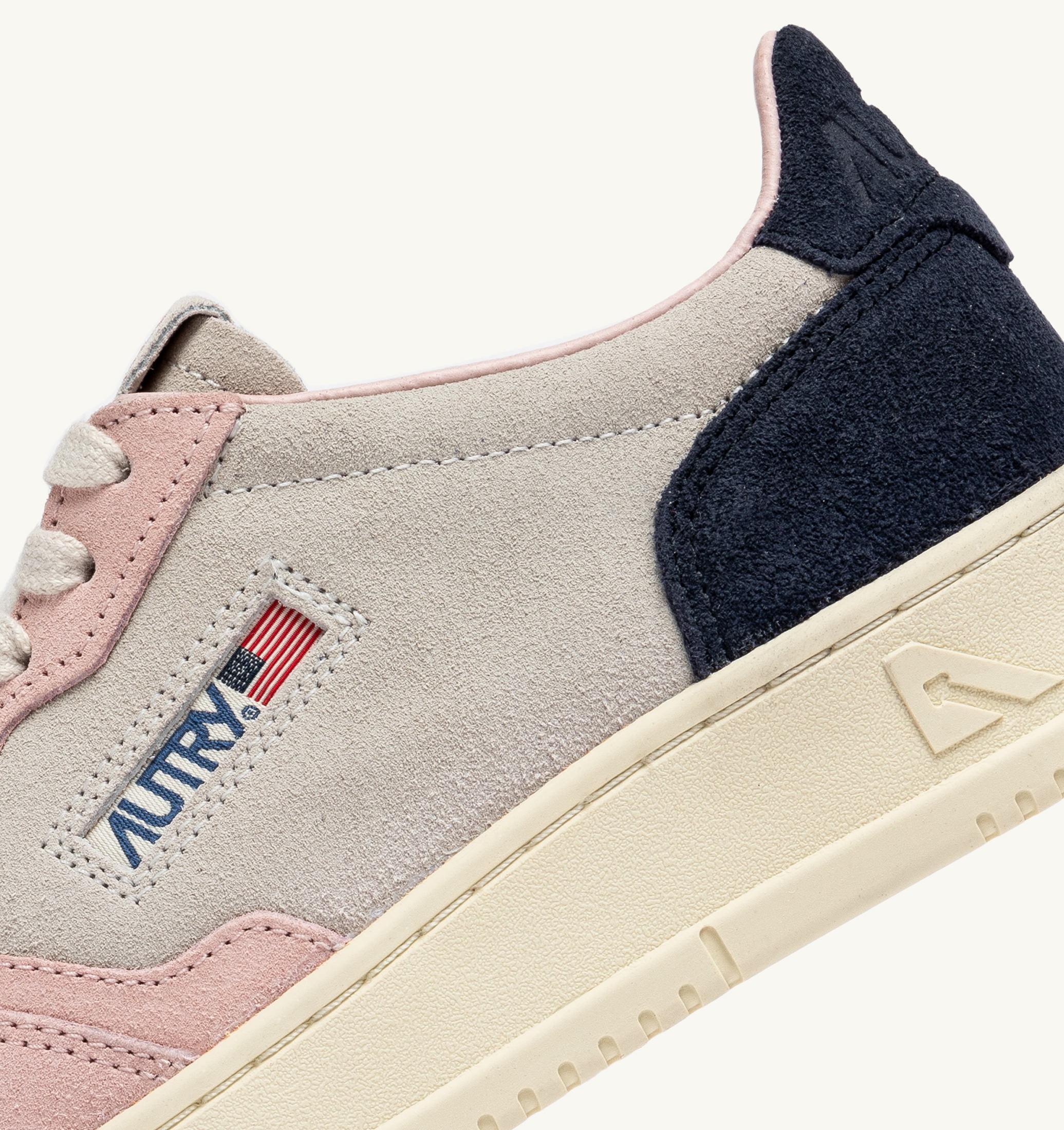 BASKETS MEDALIST LOW TRICOLORE EN DAIM ROSEMARY ET ATLANTIQUE