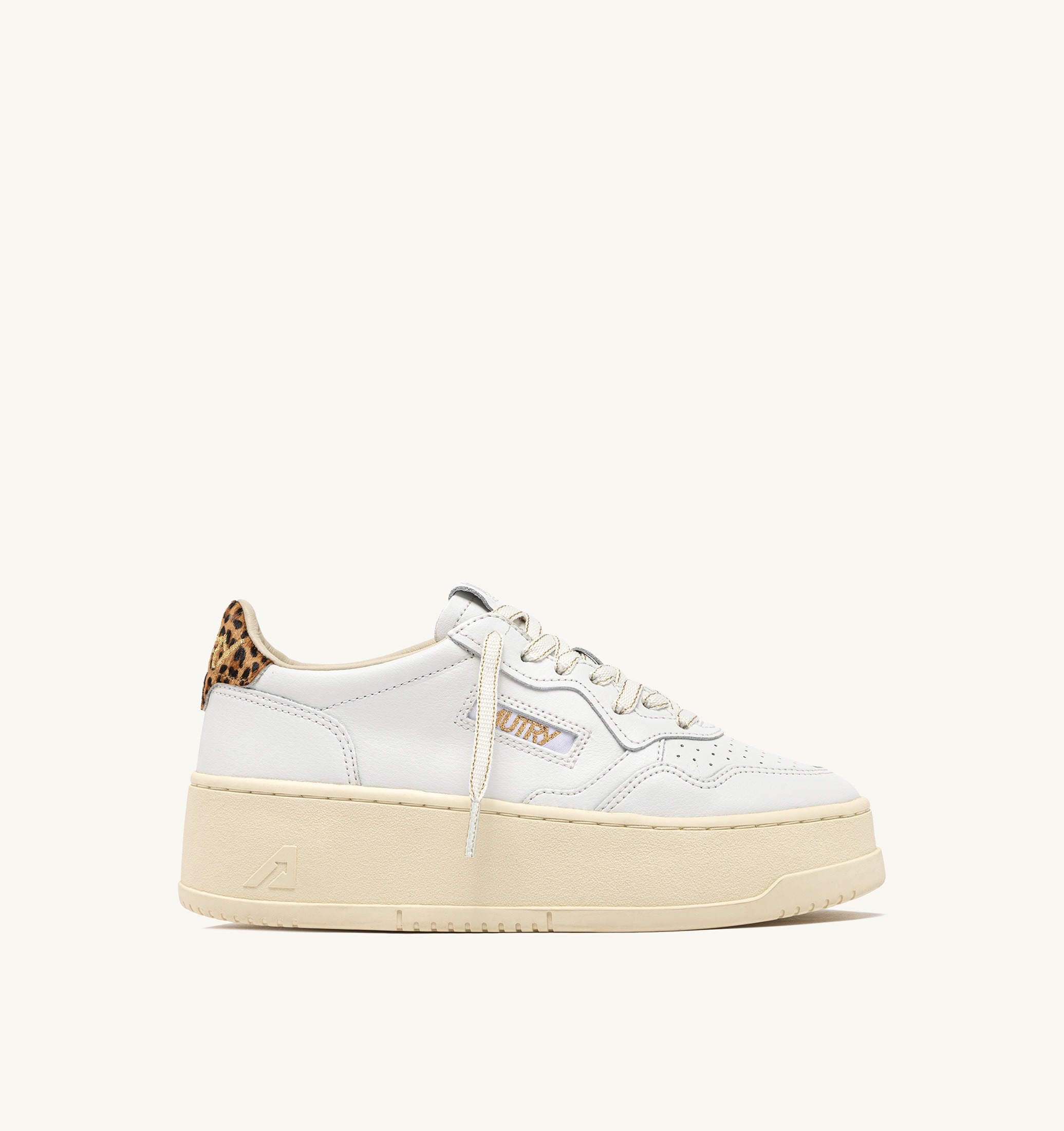 BASKETS MEDALIST PLATFORM EN CUIR BLANC ET LEOPARD