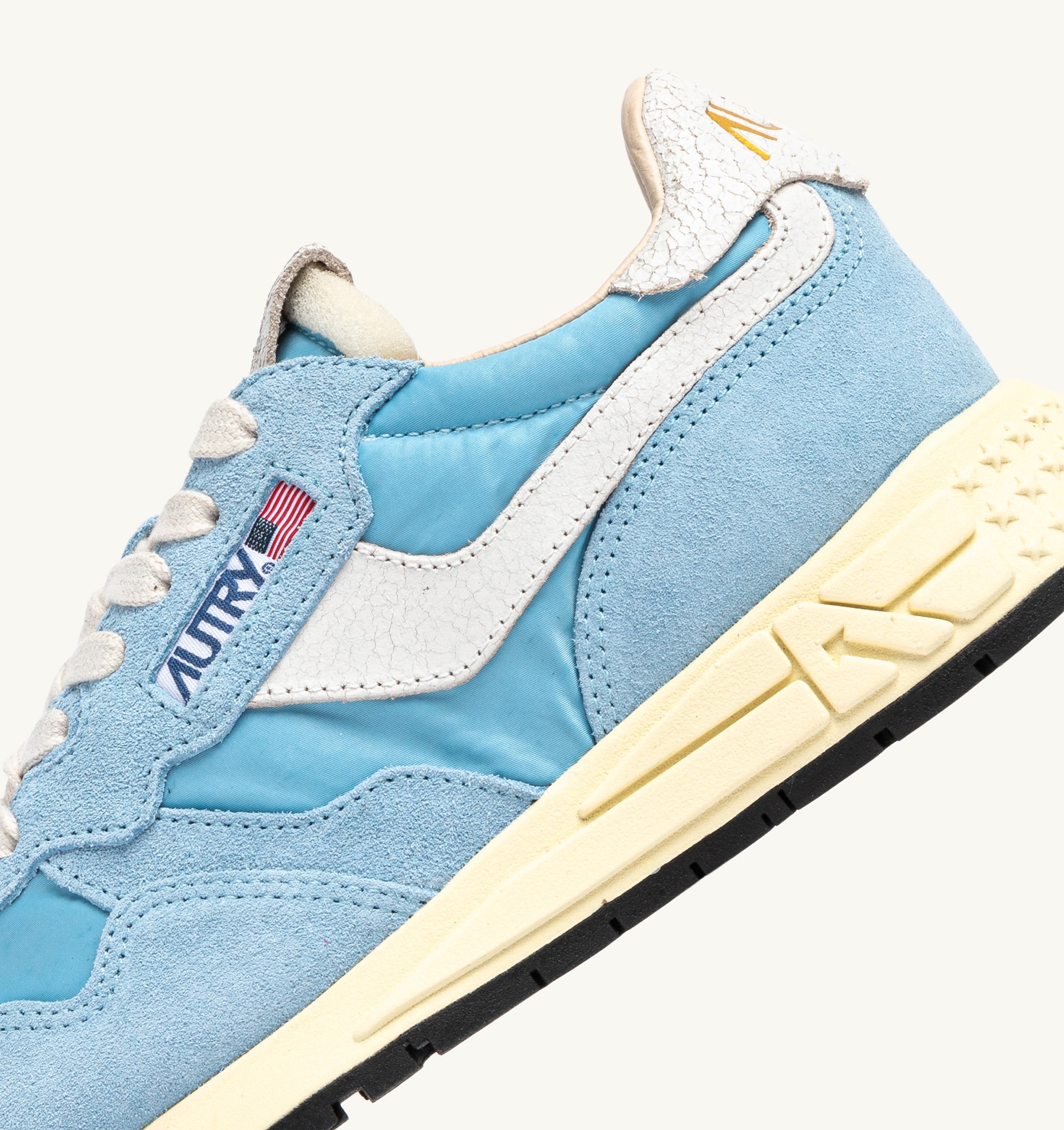BASKETS REELWIND LOW EN NYLON ET DAIM BLANC ET FORGET ME NOT