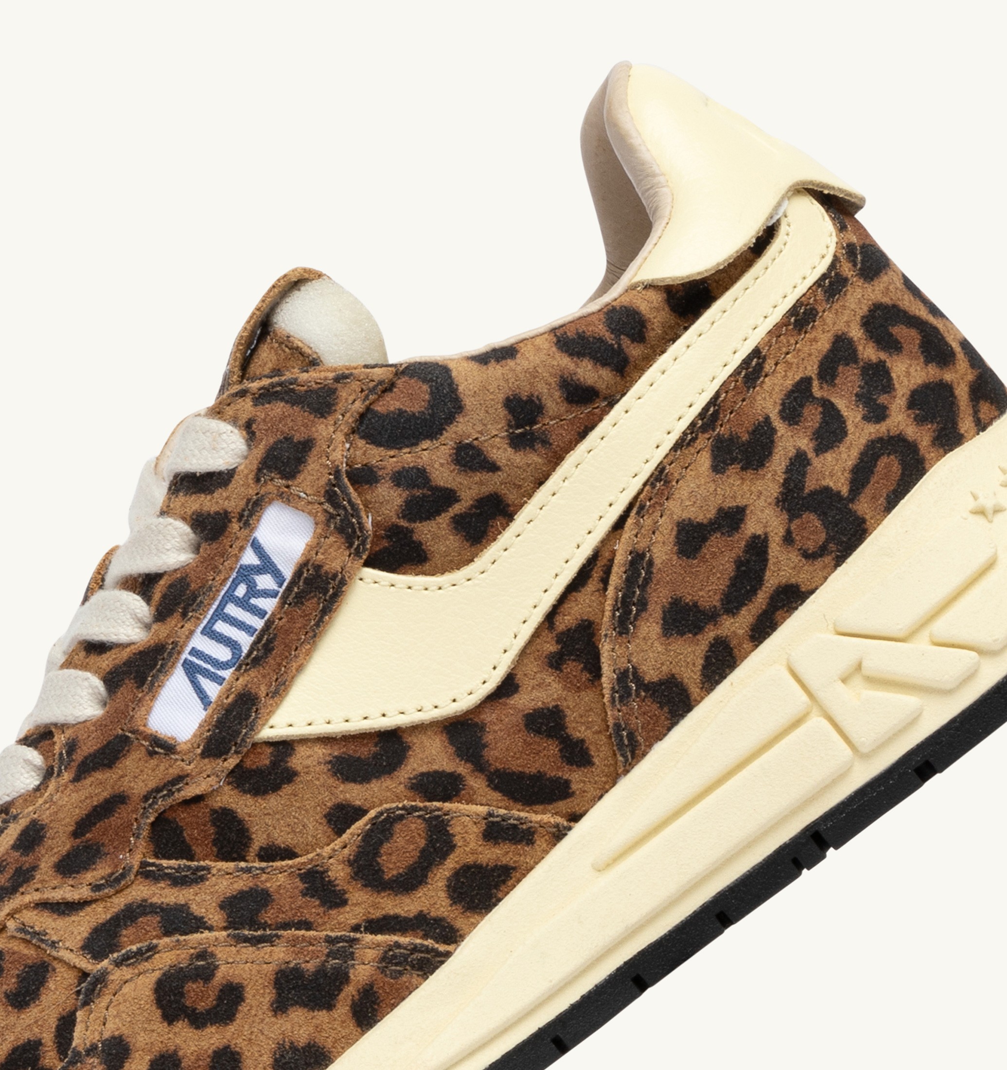 BASKETS REELWIND LOW EN DAIM LEOPARD ET CUIR RUTABAGA