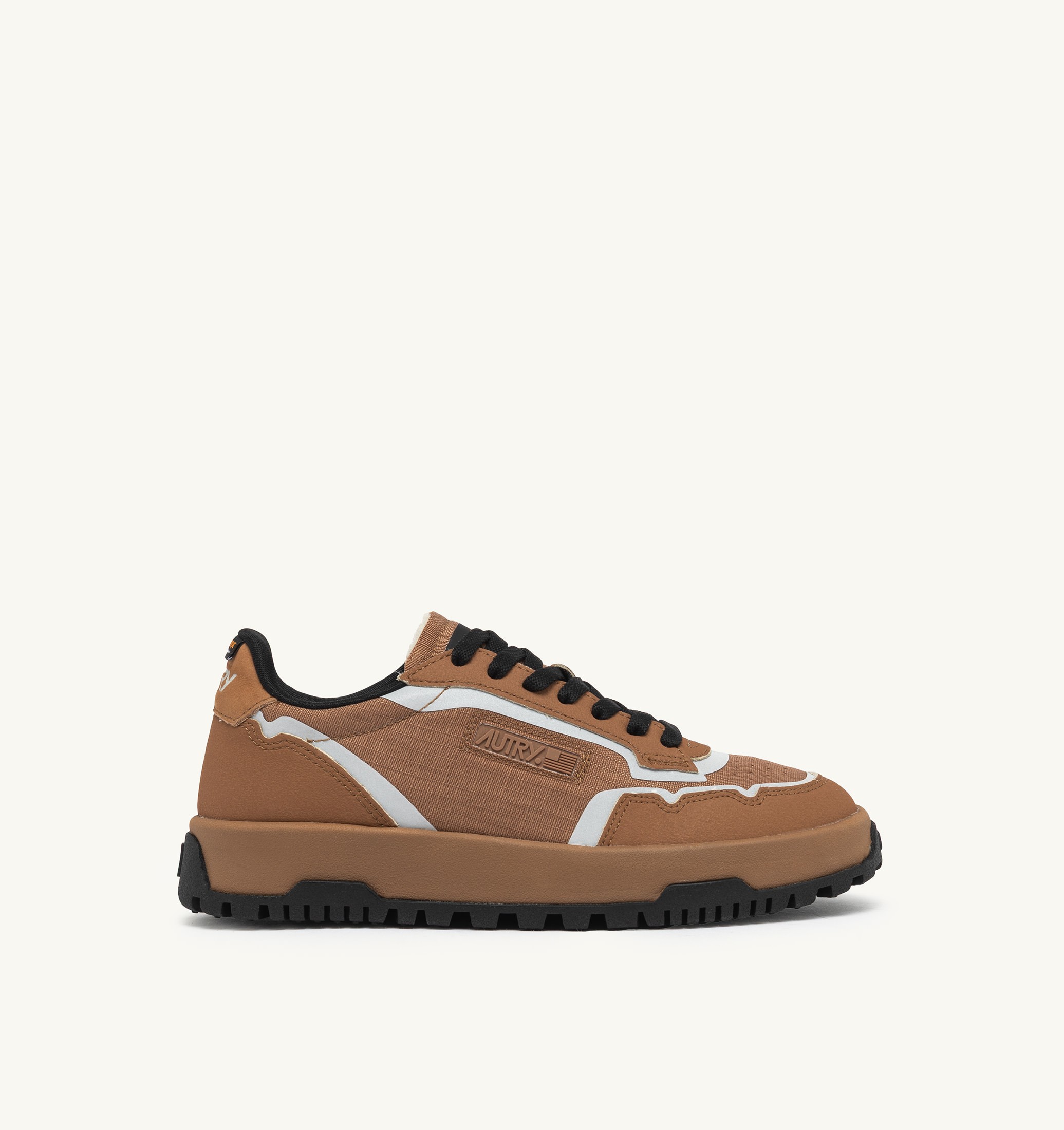 BASKETS WILDPACE LOW EN NYLON RIPSTOP ET CUIR BROWN SUGAR ET REFLEX