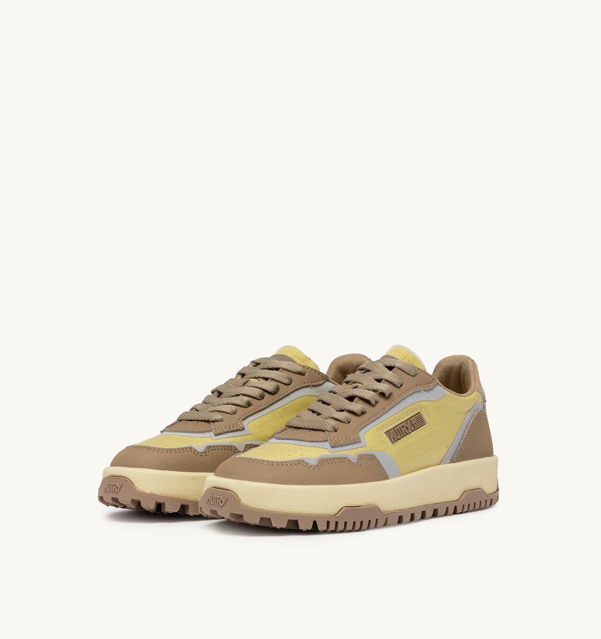 BASKETS WILDPACE LOW EN NYLON RIPSTOP ET CUIR LEMON GRASS ET INCENSE