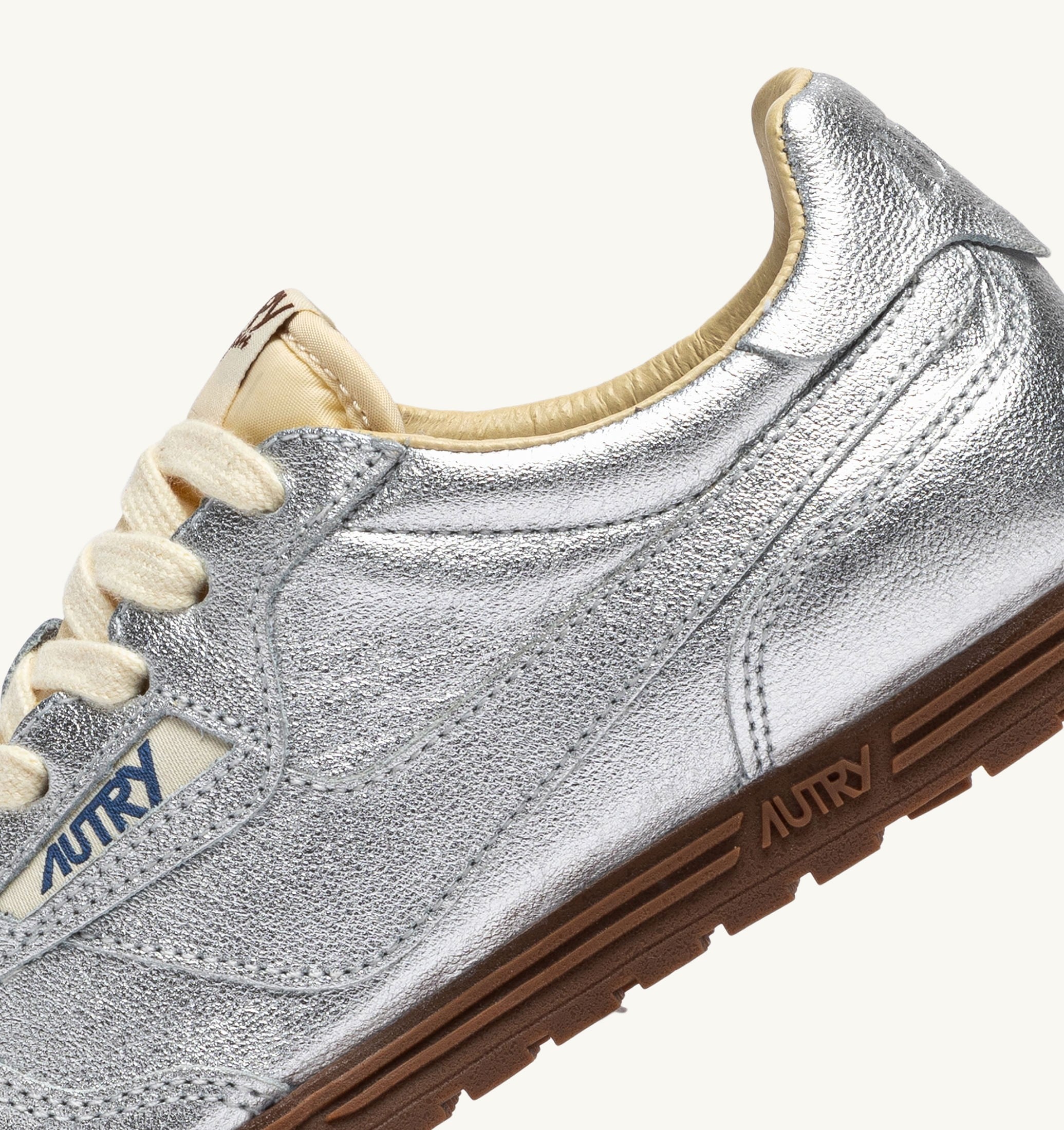BASKETS WINDSPIN EN CUIR LAMINÉ ARGENT