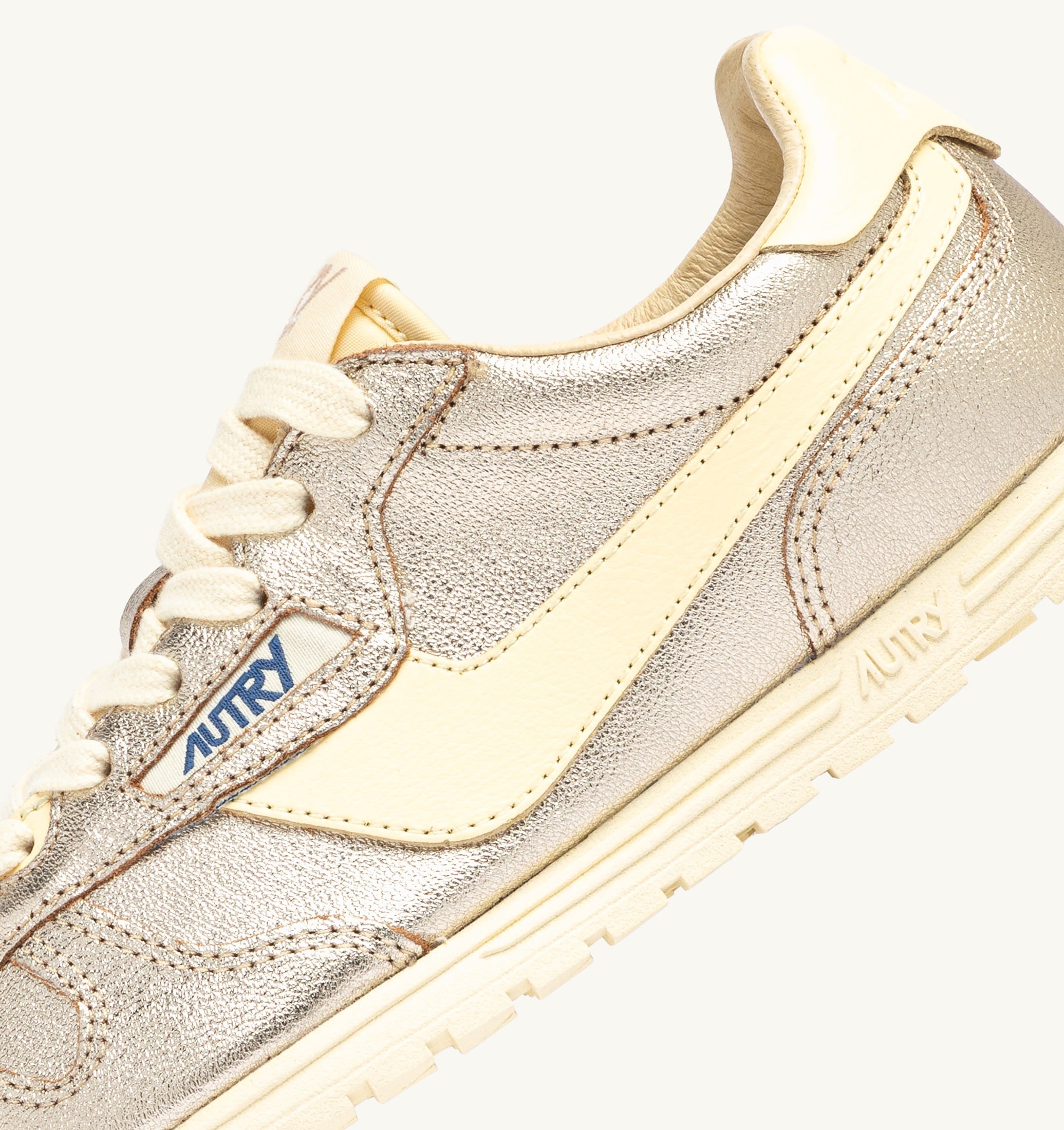 BASKETS WINDSPIN EN DAIM ET CUIR PLATINE ET RUTABAGA