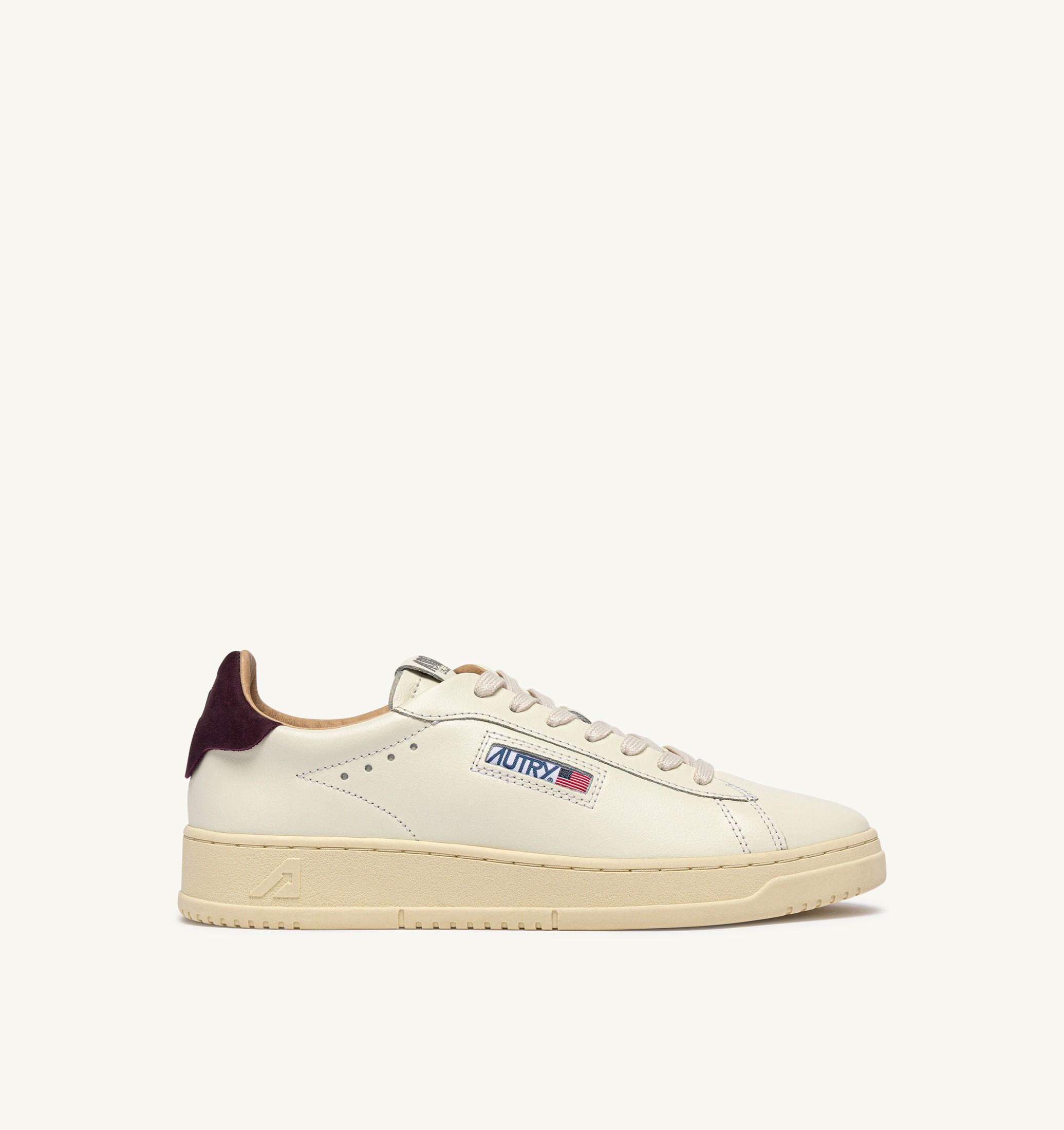 BASKETS DALLAS LOW EN CUIR MARSHMALLOW ET FIG