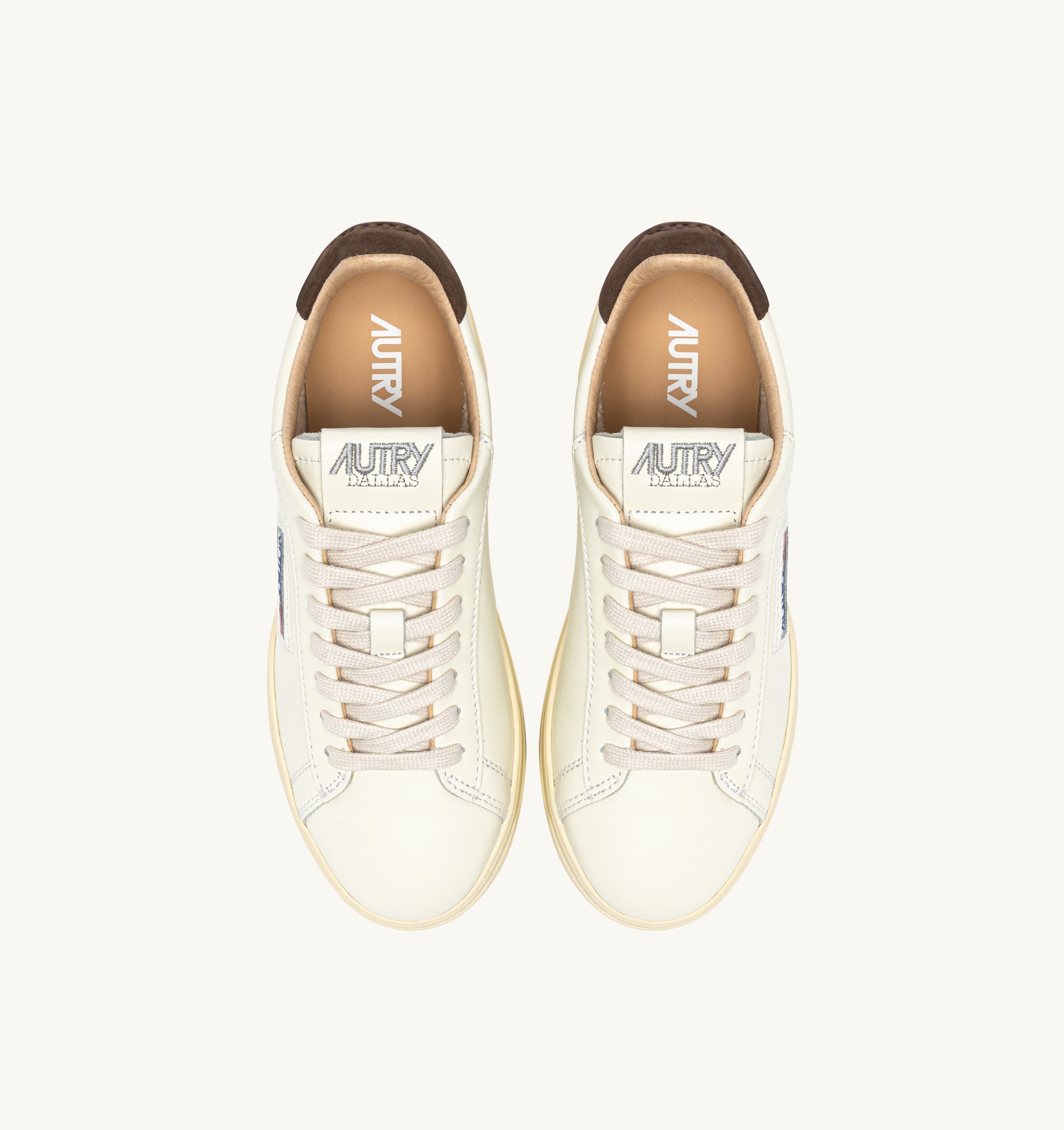 BASKETS DALLAS LOW EN CUIR TEAK ET MARSHMALLOW