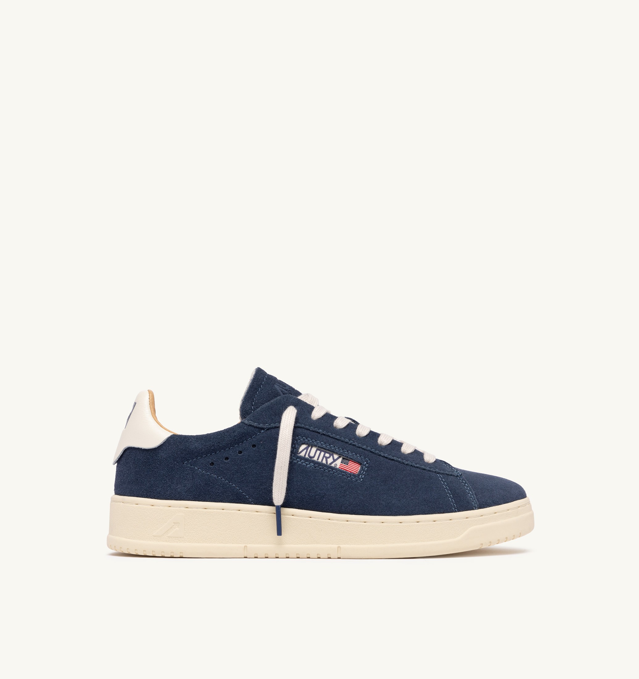 BASKETS DALLAS LOW EN DAIM BLUETTE