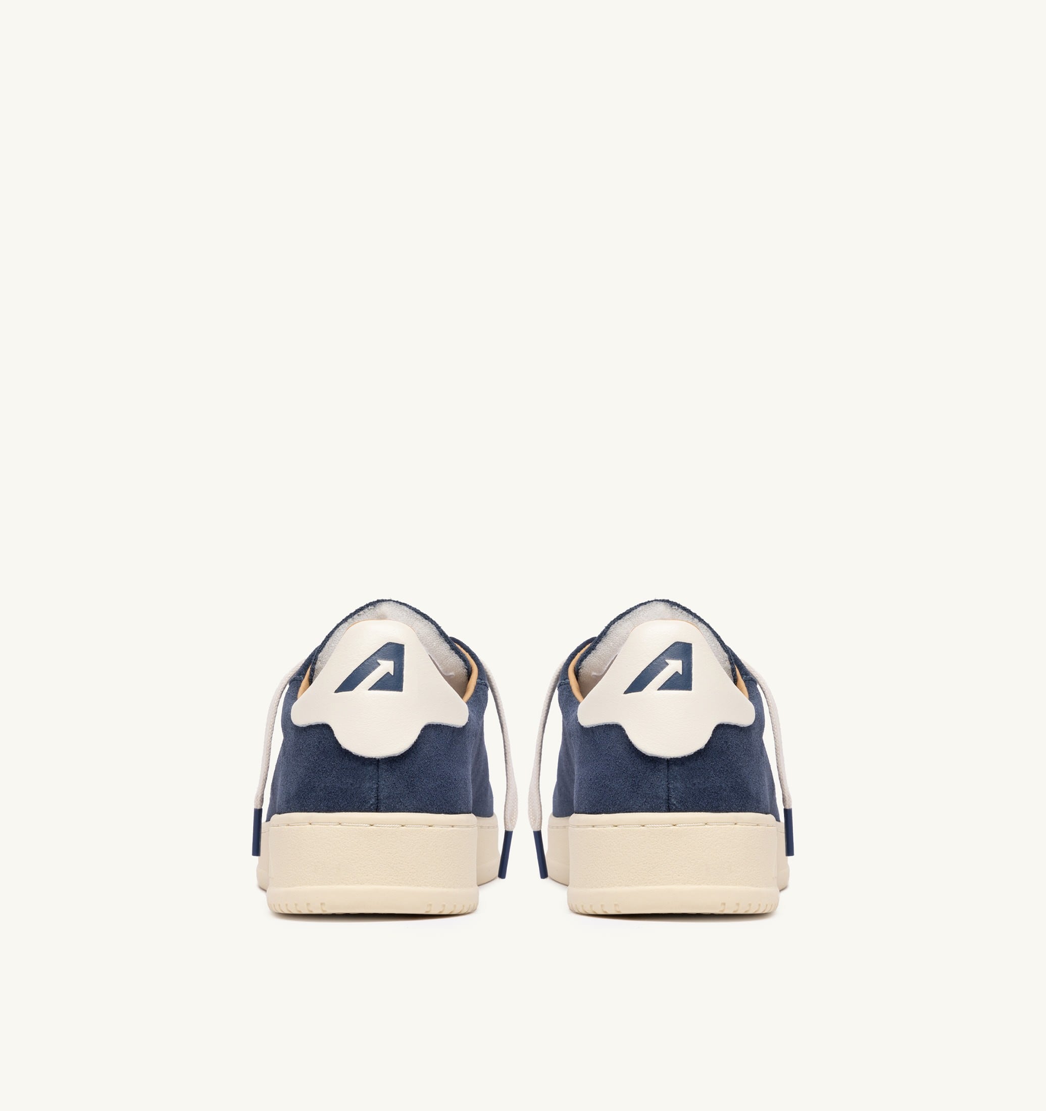 BASKETS DALLAS LOW EN DAIM BLUETTE