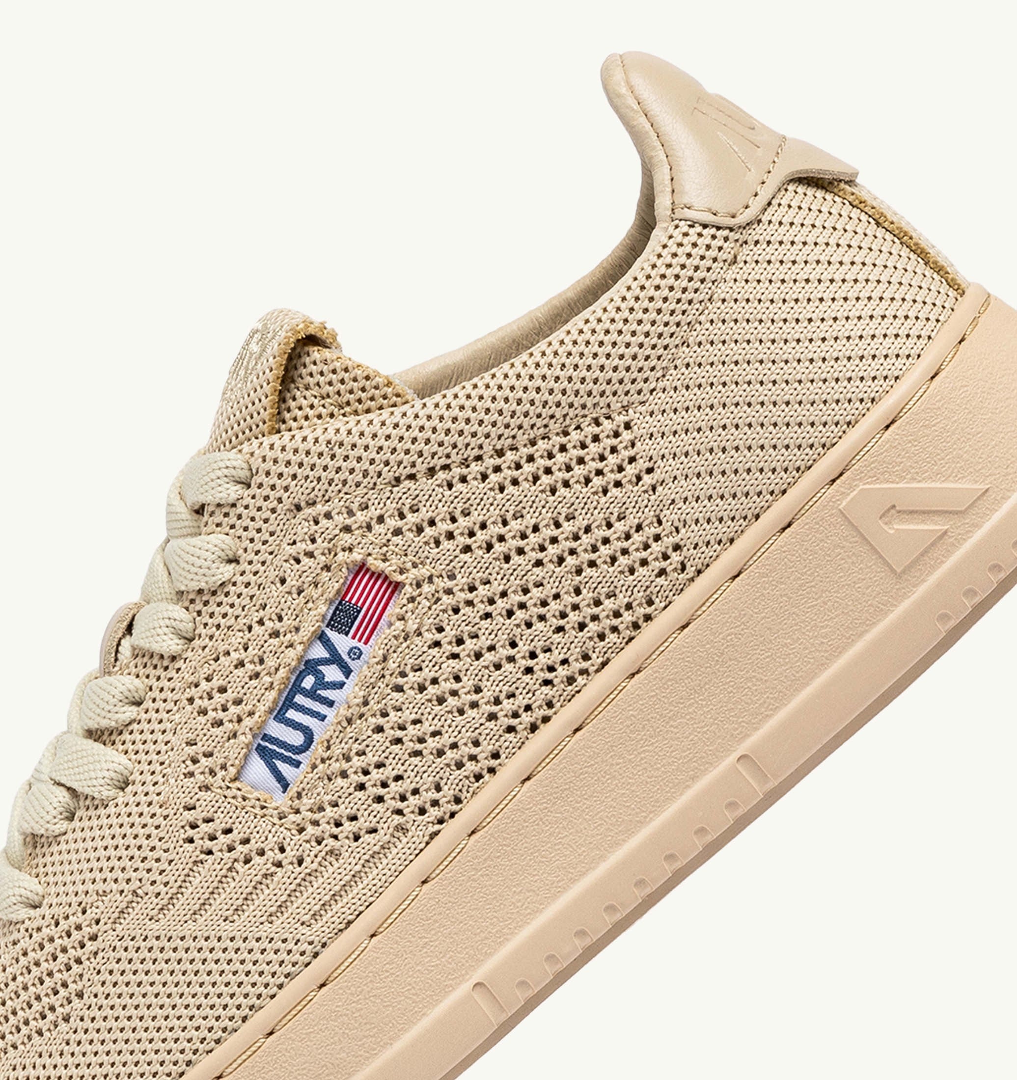 BASKETS MEDALIST EASEKNIT LOW EN MAILLE CREME BRULEE