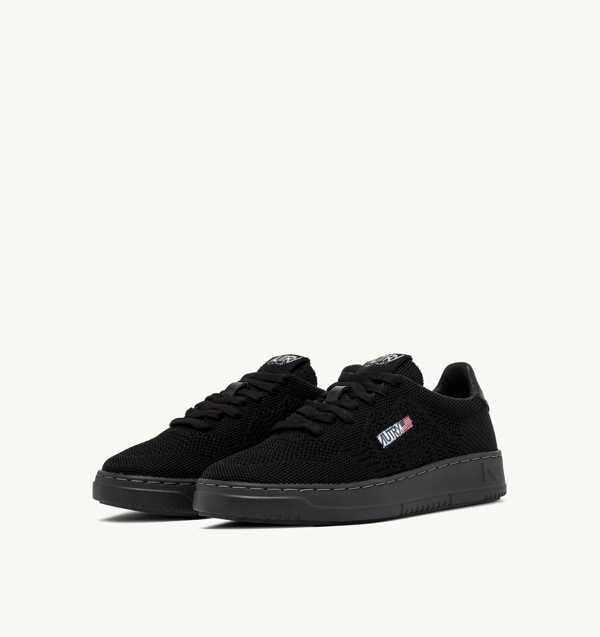 BASKETS MEDALIST EASEKNIT LOW EN MAILLE NOIRE