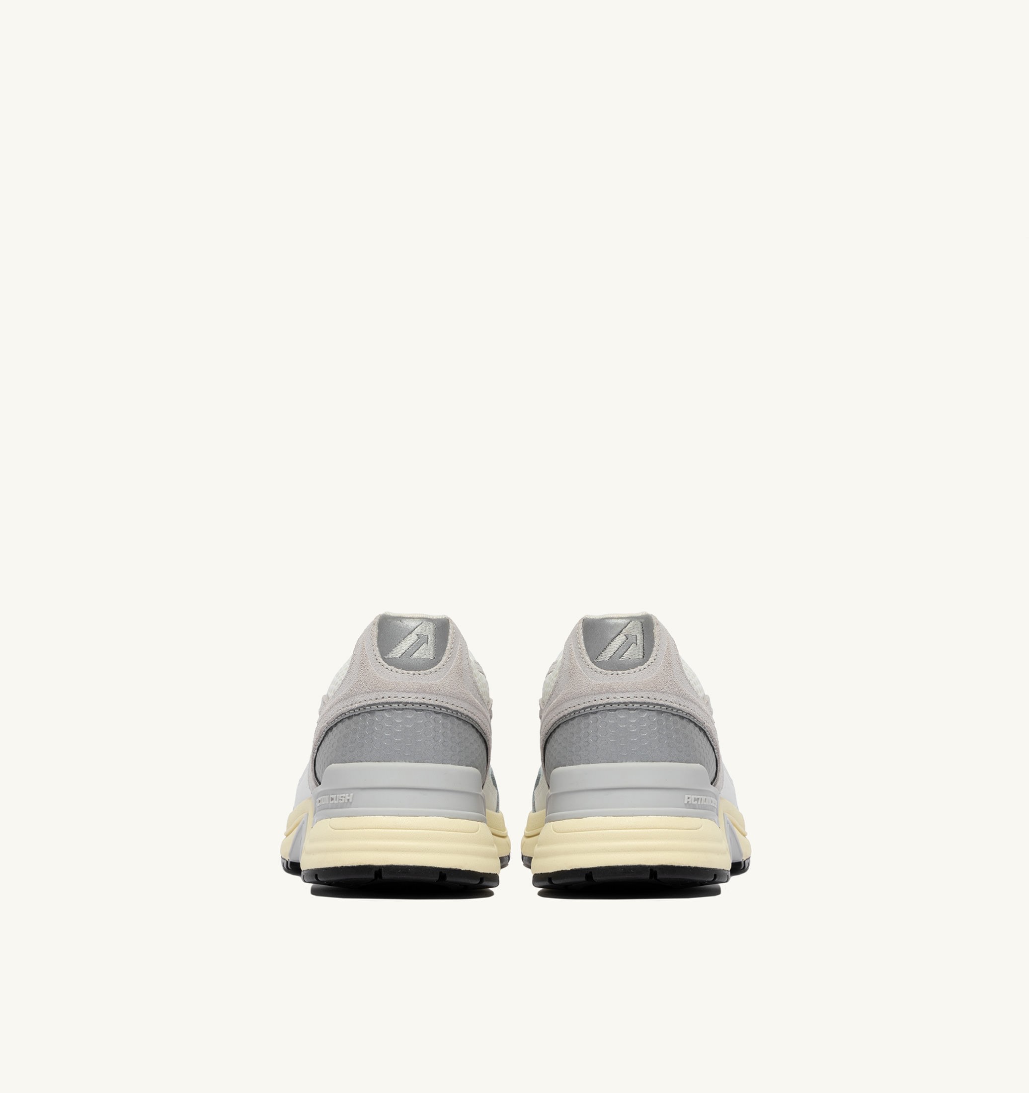 BASKETS HYPERWAY EN MESH ET CUIR BLANC ET GRIS