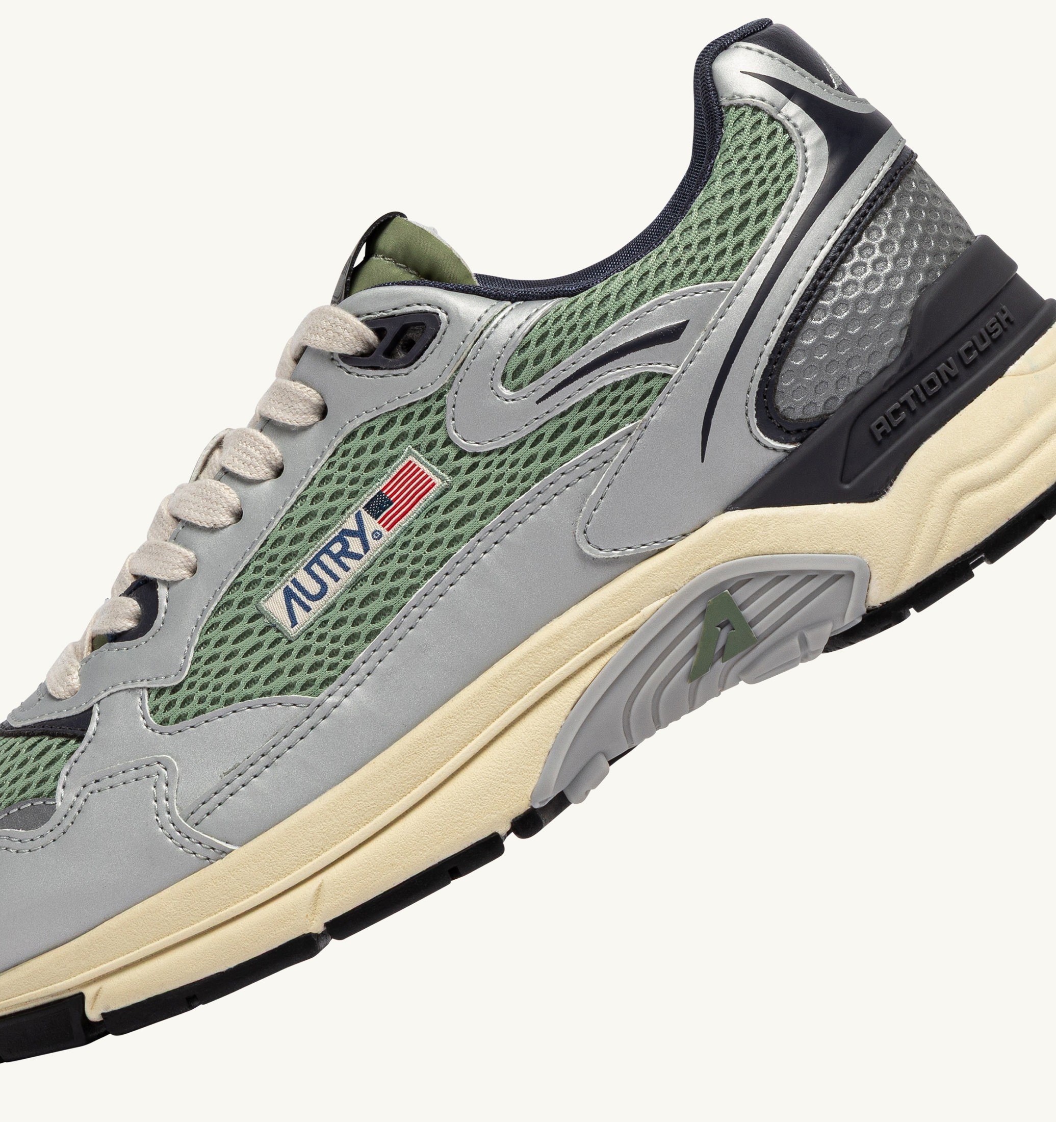 BASKETS HYPERWAY EN CUIR SYNTHÉTIQUE ET MESH ARGENT TEA ET BLAKENED PEARL