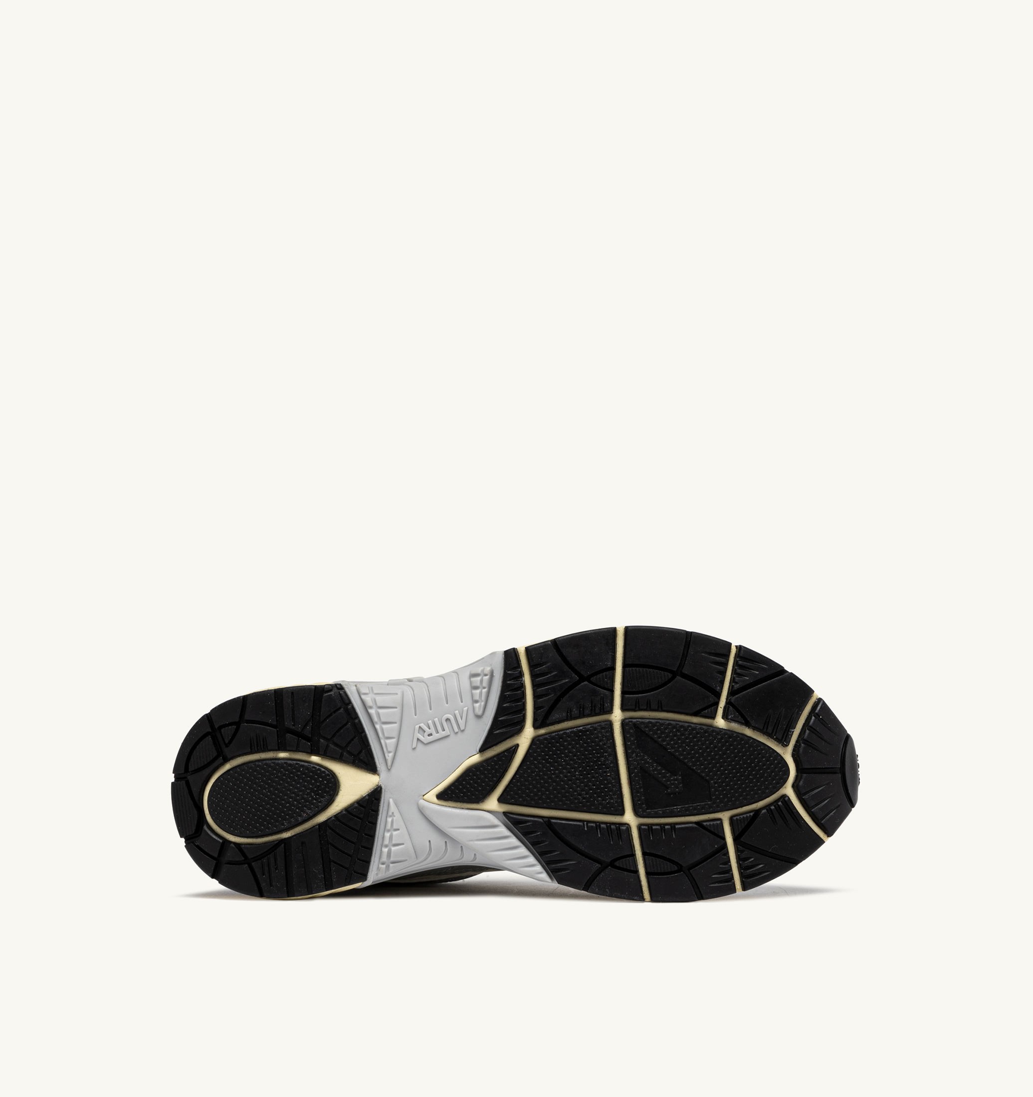 BASKETS HYPERWAY EN CUIR SYNTHÉTIQUE ET MESH BLANC ARGENT ET NOIR