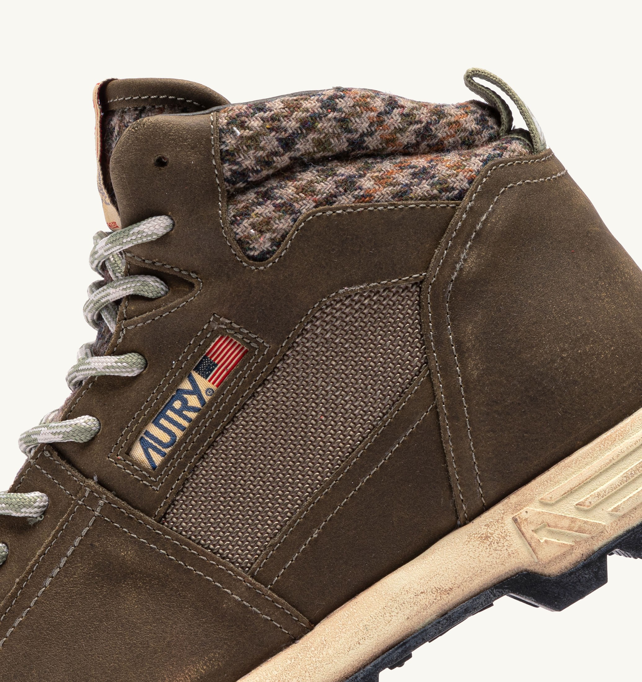 MALGA EN NUBUCK ET MESH COLORIS ERB ET MOSSTONE