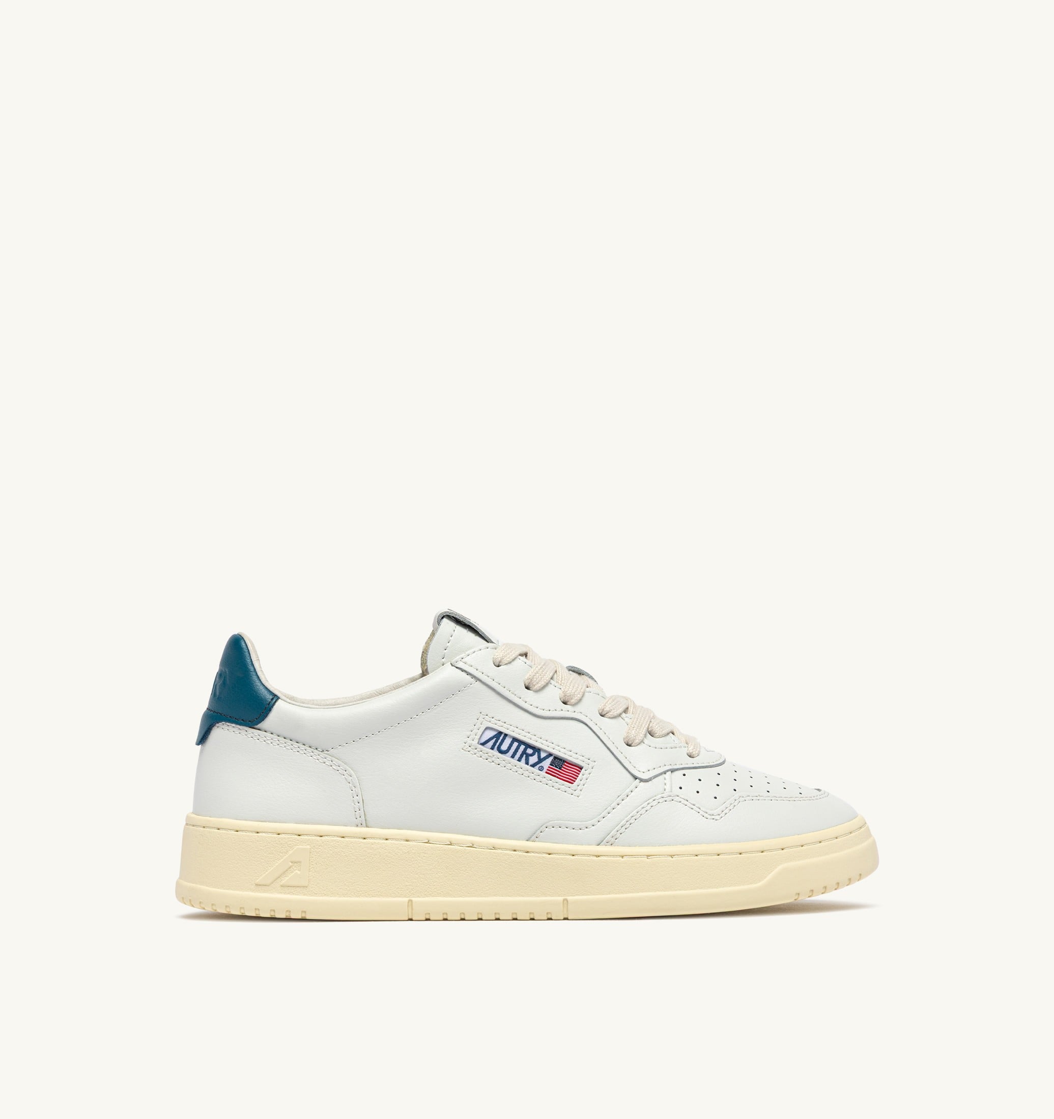 BASKETS MEDALIST LOW EN CUIR BLANC ET MALLARD BLUE