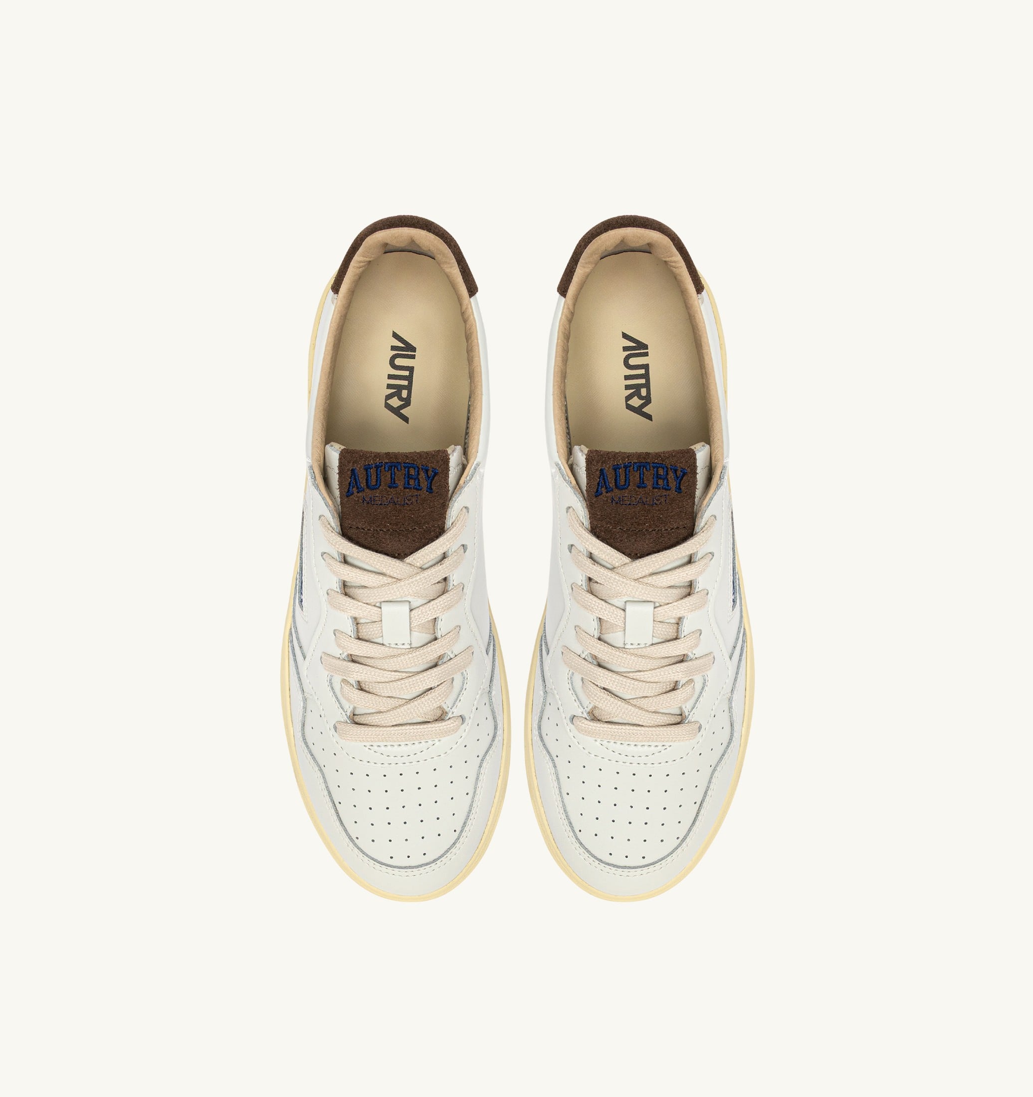 BASKETS MEDALIST LOW EN CUIR BLANC ET DAIM CHOCOLATE CHIP